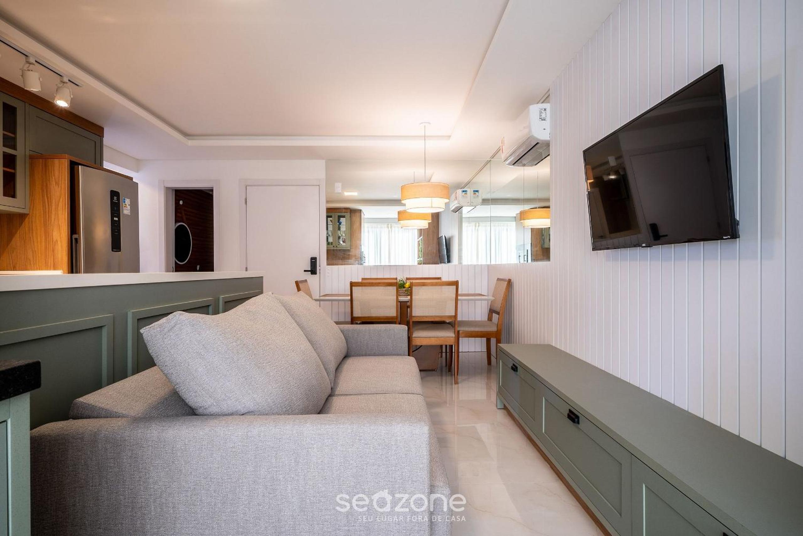Modern apt w/sea view in Porto Belo SC MRE801