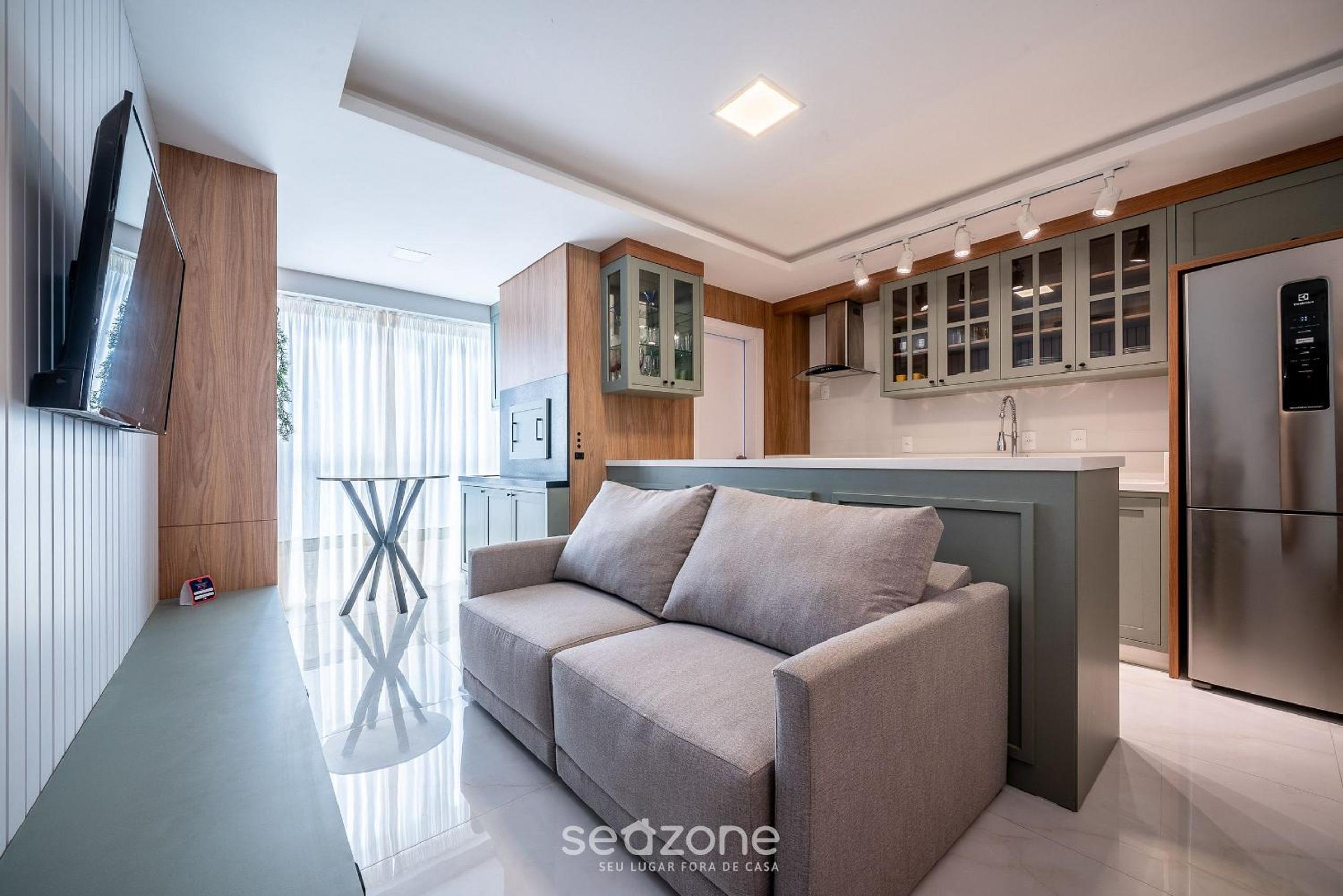 Modern apt w/sea view in Porto Belo SC MRE801