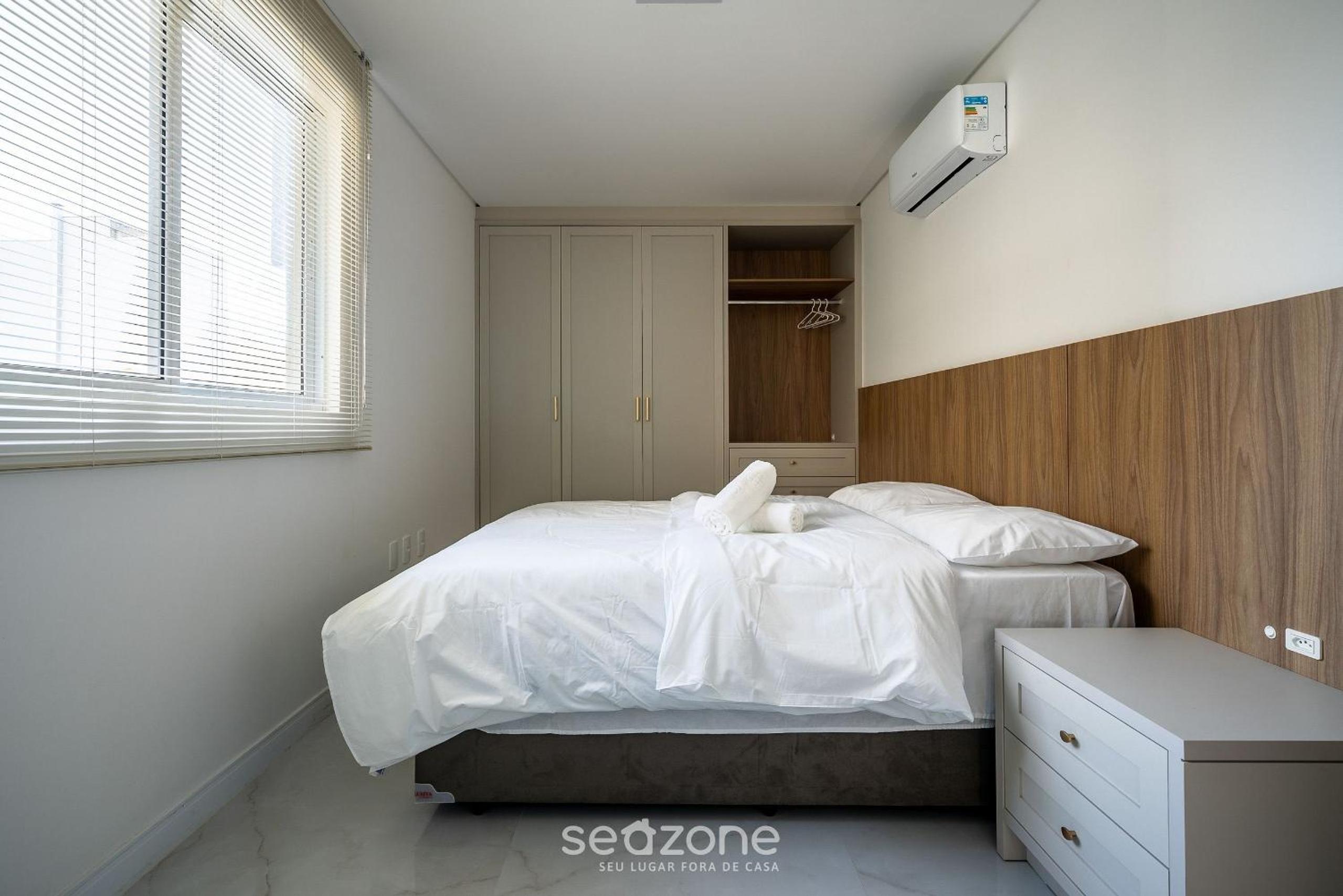 Modern apt w/sea view in Porto Belo SC MRE801