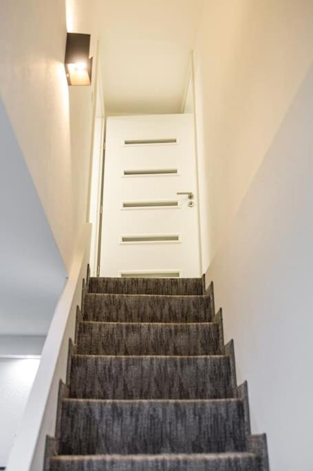 Venus Apartments - Broadway II