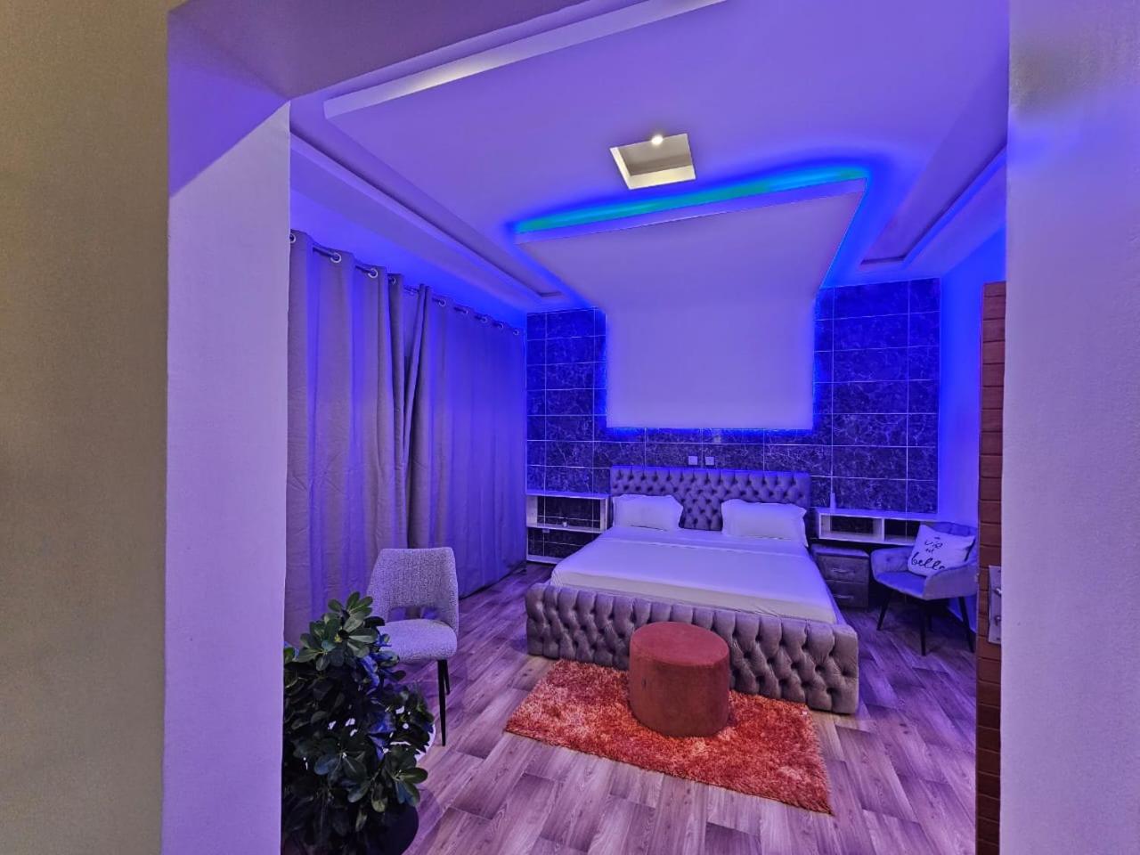 Luxueux Platinium
