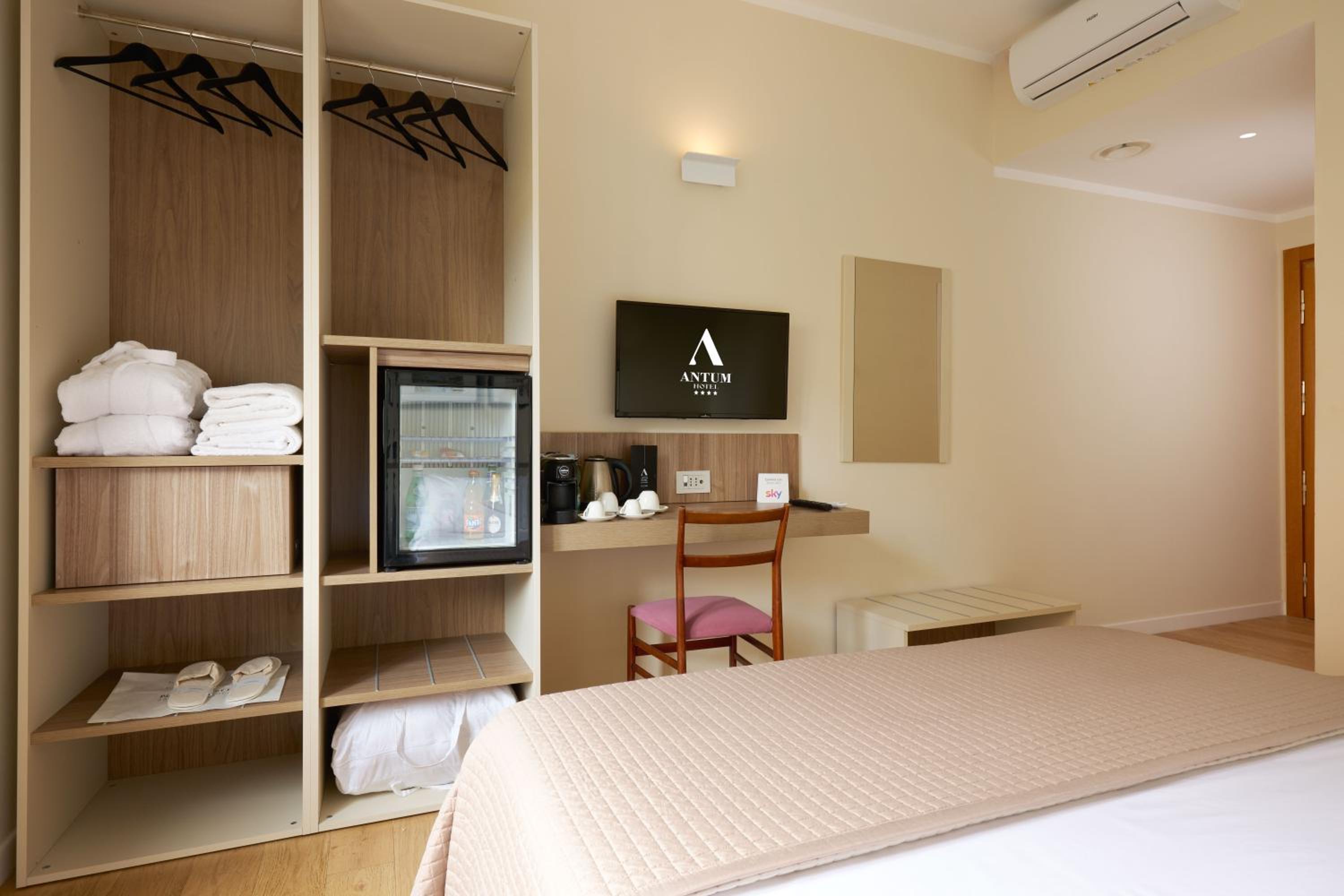 Antum Hotel