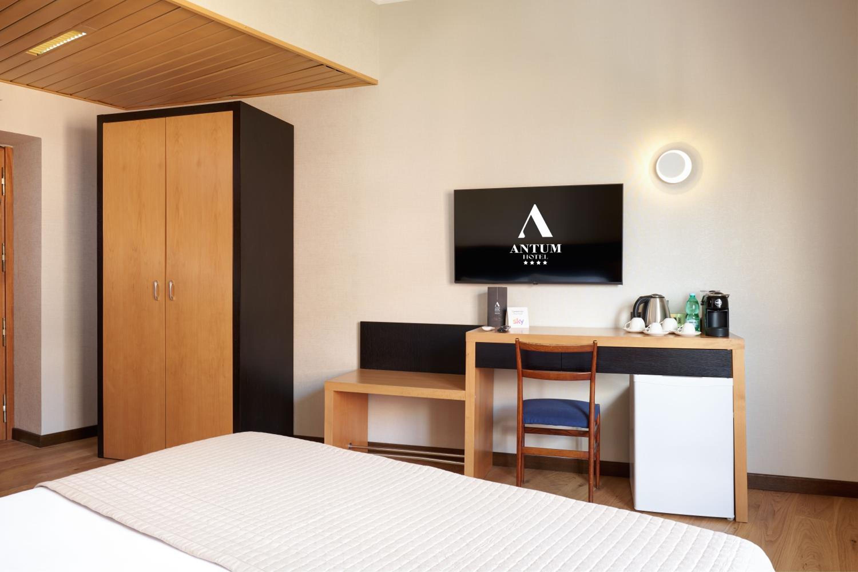 Antum Hotel