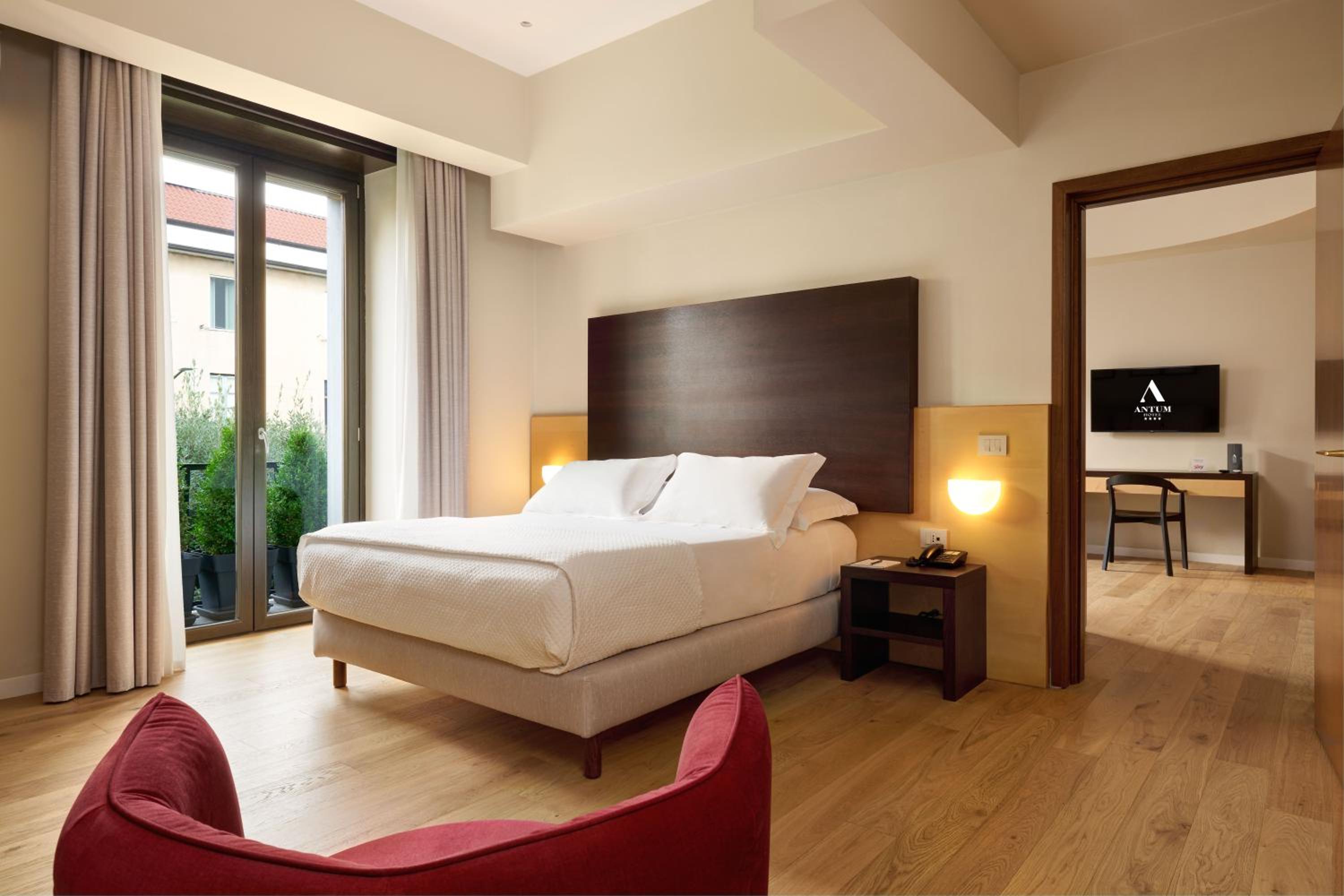 Antum Hotel