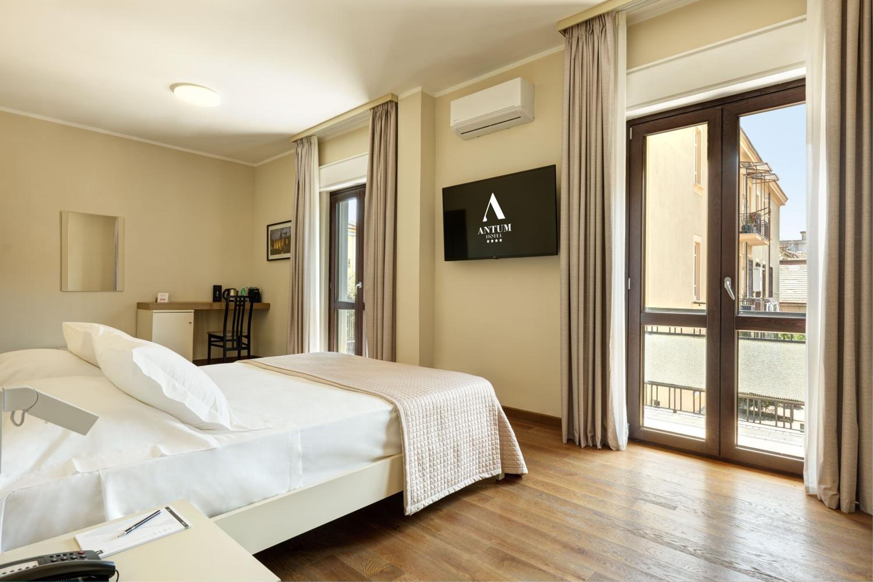 Antum Hotel