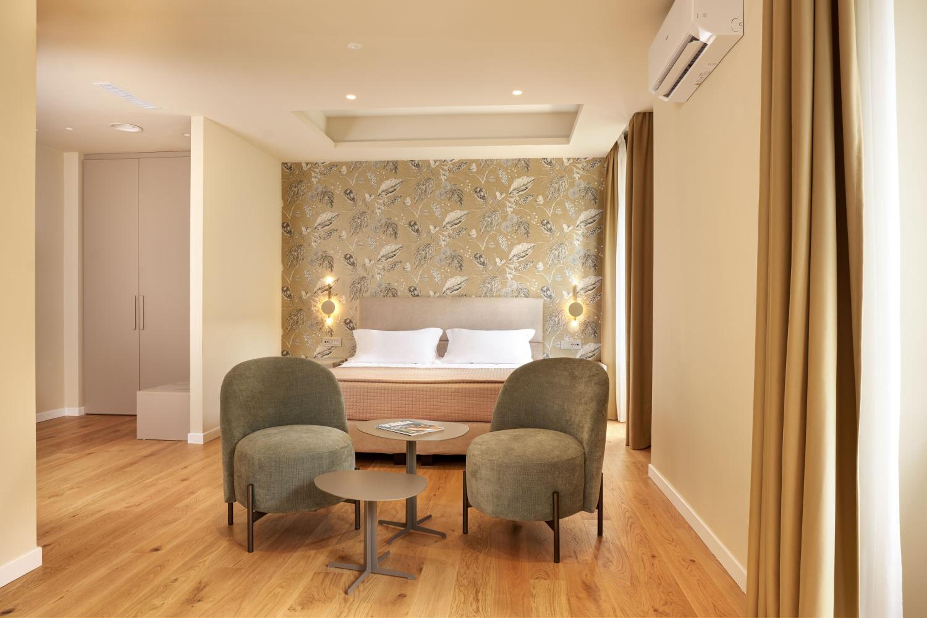 Antum Hotel