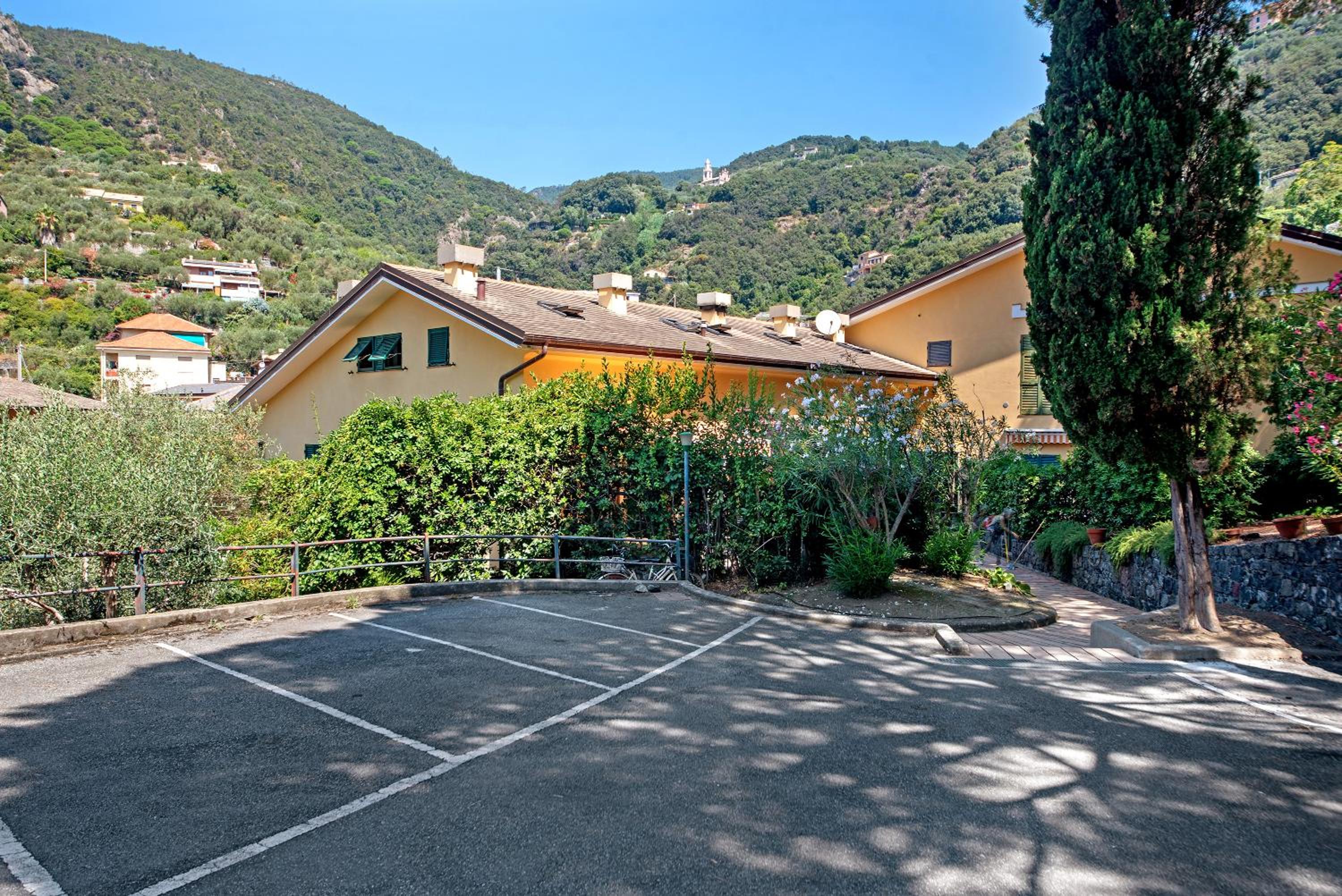 Bilo Castello con Terrazzo view 2