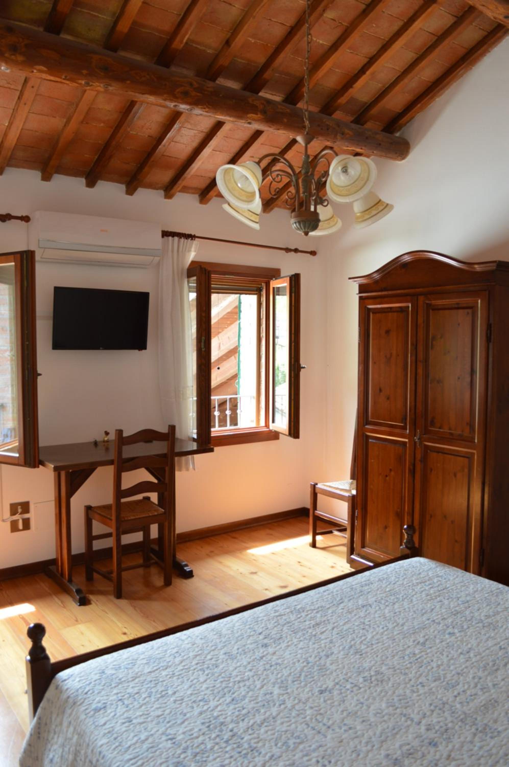 Colle Del Barbarossa photo 2