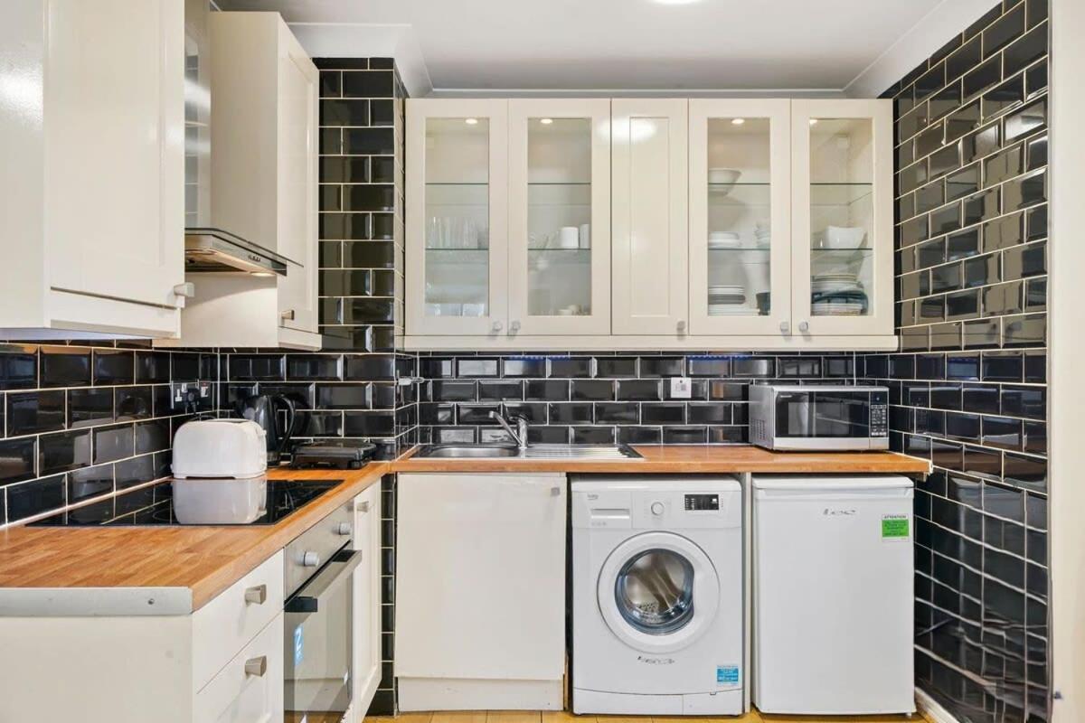 1B Apartment next to Cromwell Rd Hospital