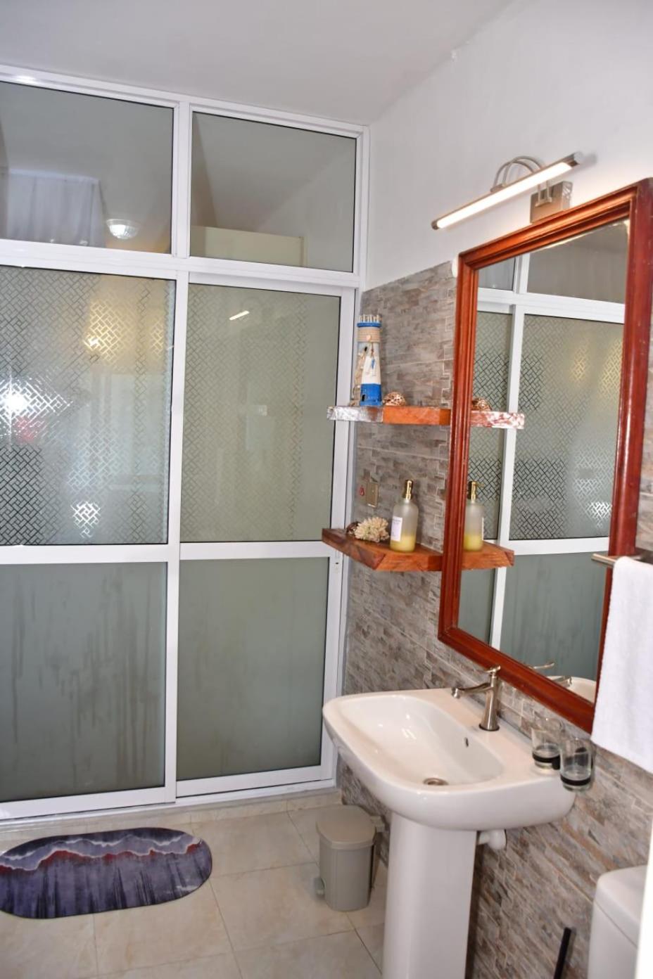 Zuri apartment 12 view 4