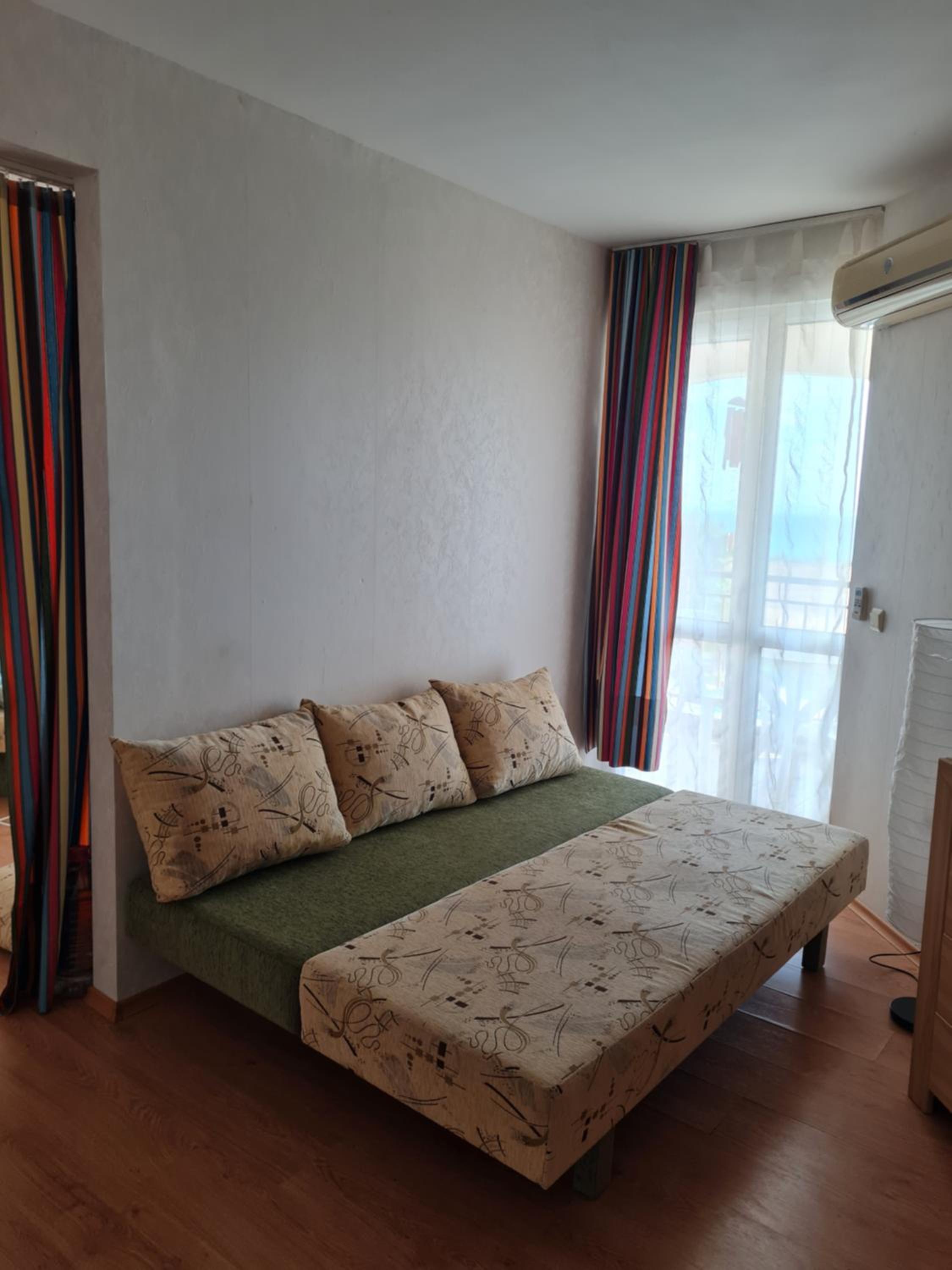 Entire apartment 4pax , sea view, pool