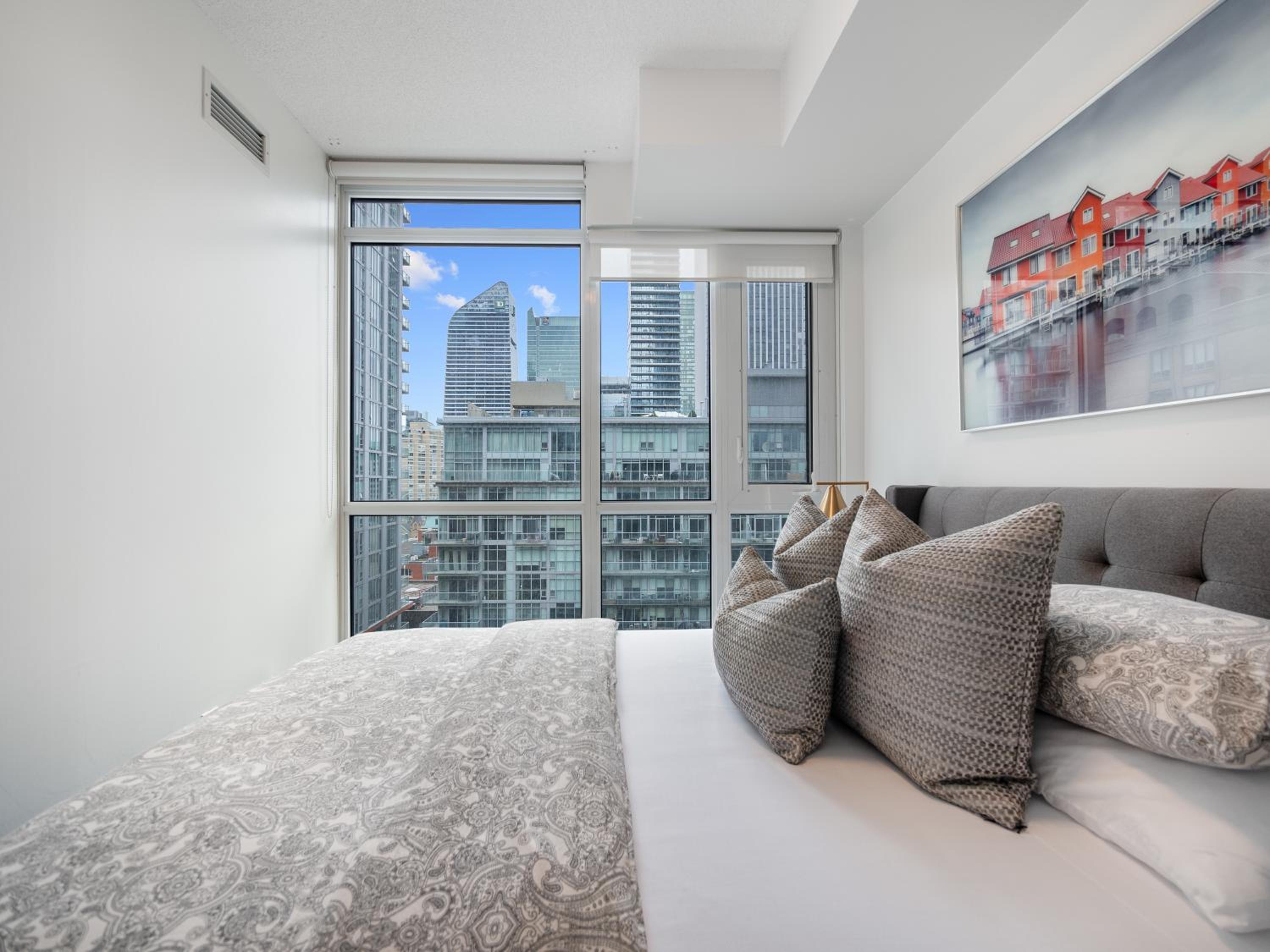 Presidential Two Bedroom Suite - Downtown Toronto