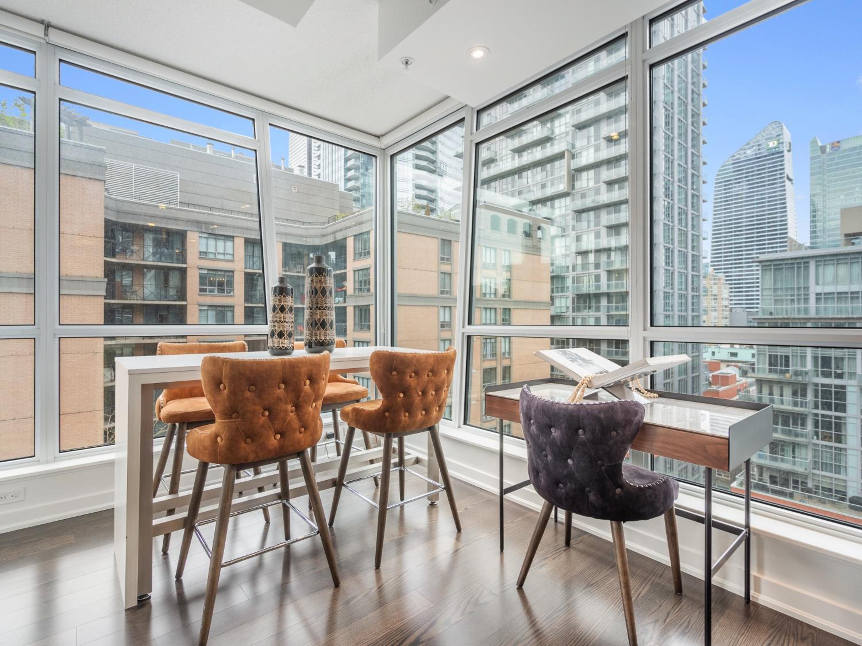 Presidential Two Bedroom Suite - Downtown Toronto