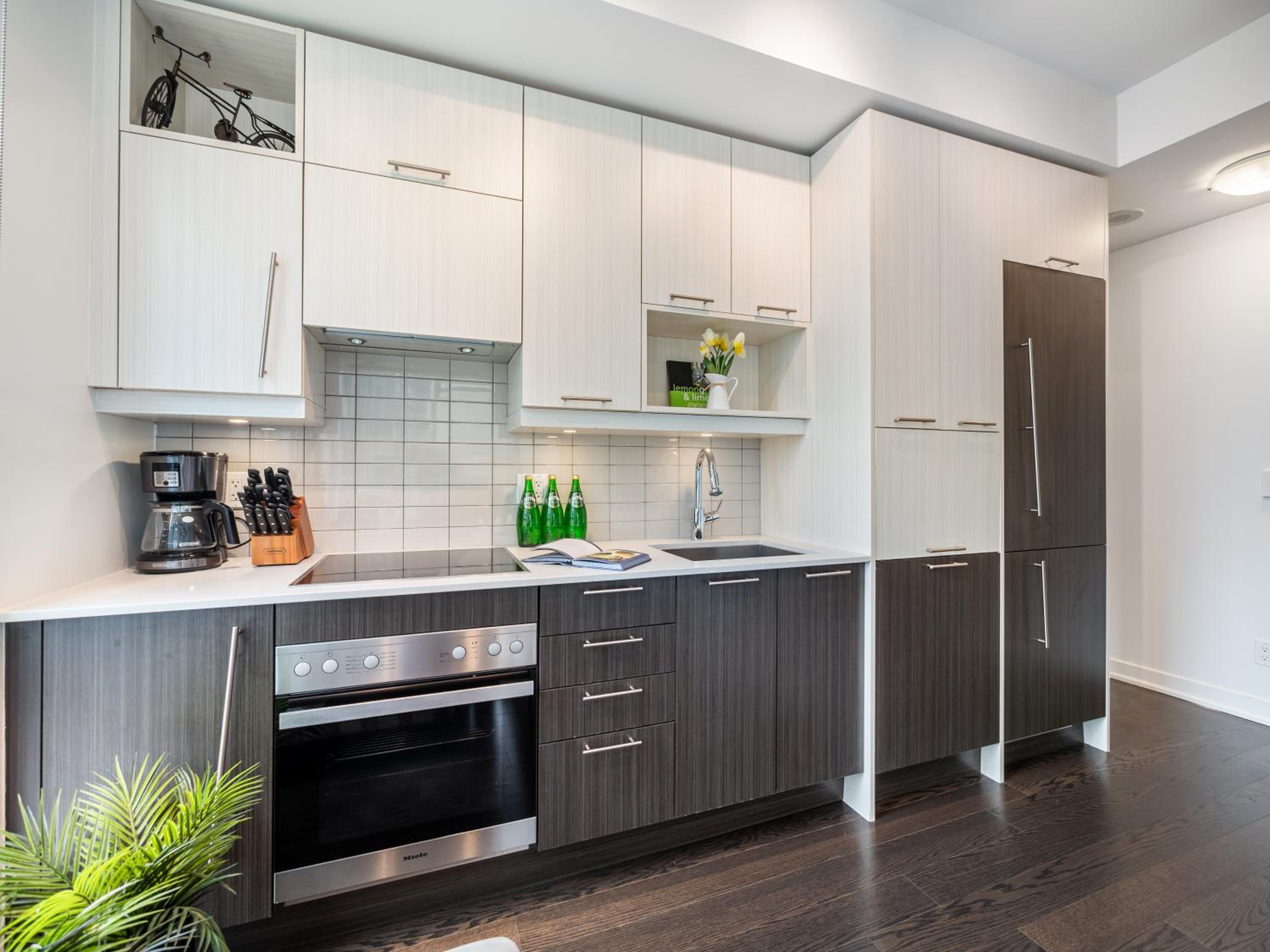 Presidential Two Bedroom Suite - Downtown Toronto