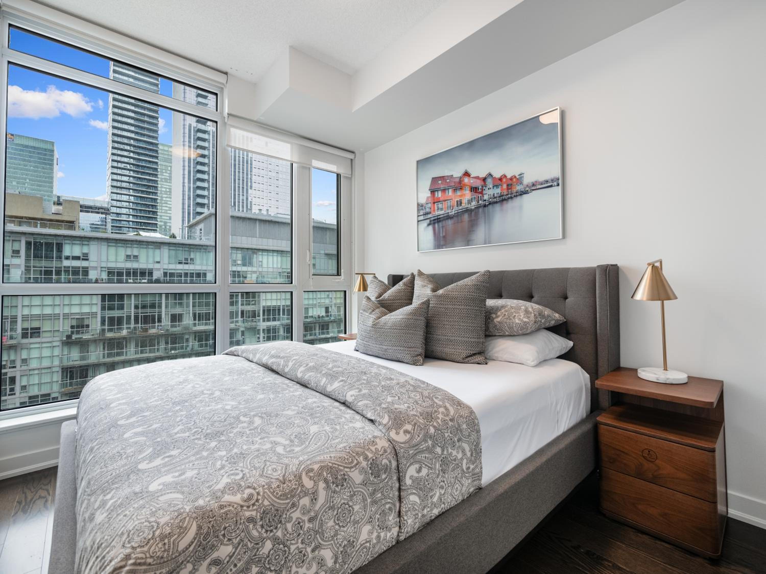 Presidential Two Bedroom Suite - Downtown Toronto