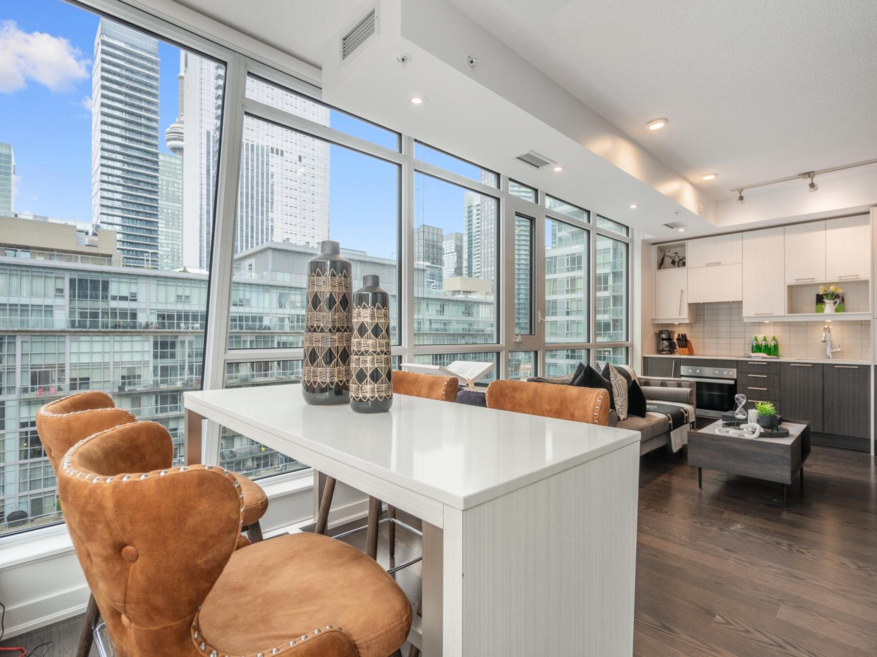 Presidential Two Bedroom Suite - Downtown Toronto