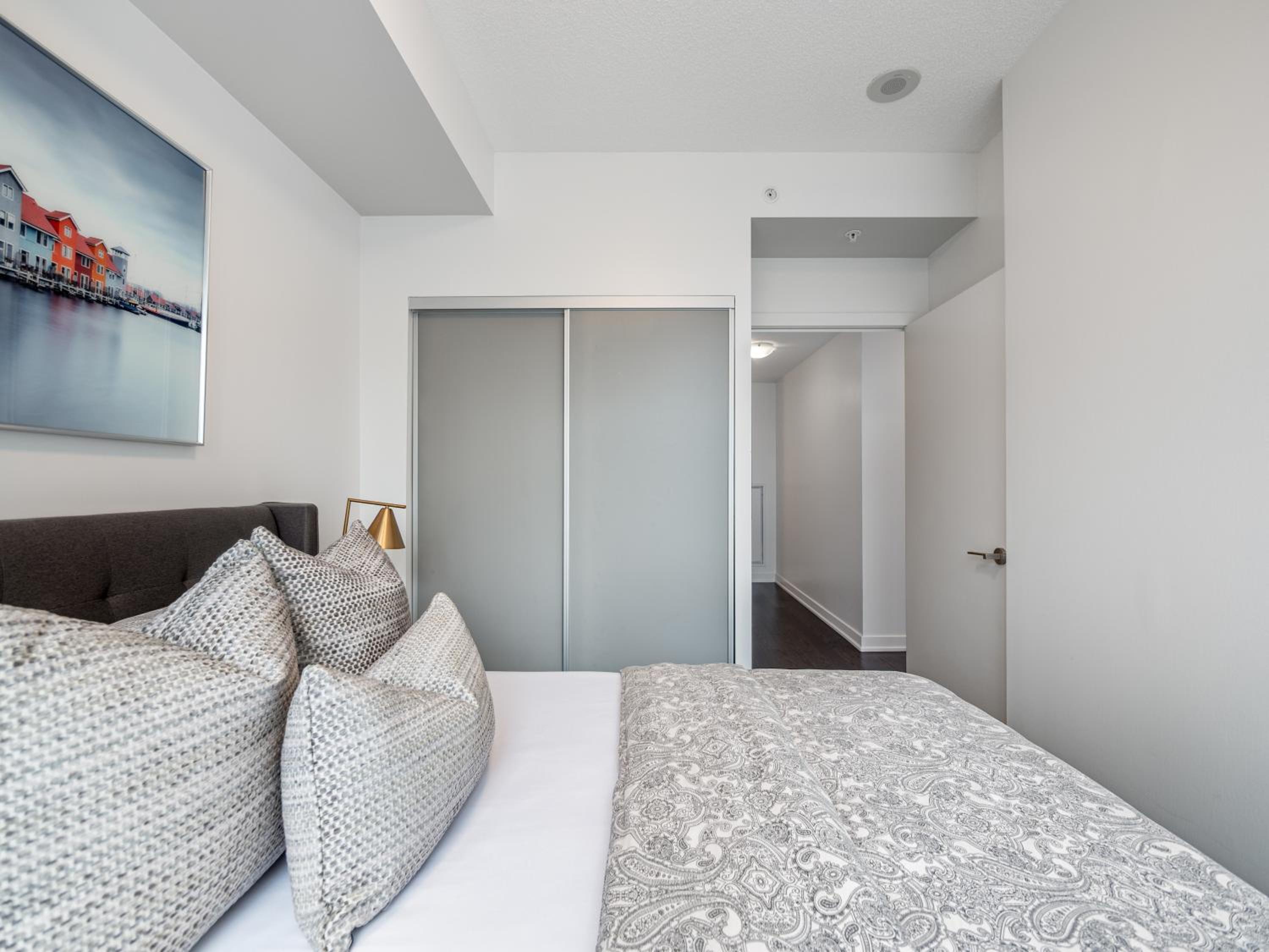 Presidential Two Bedroom Suite - Downtown Toronto
