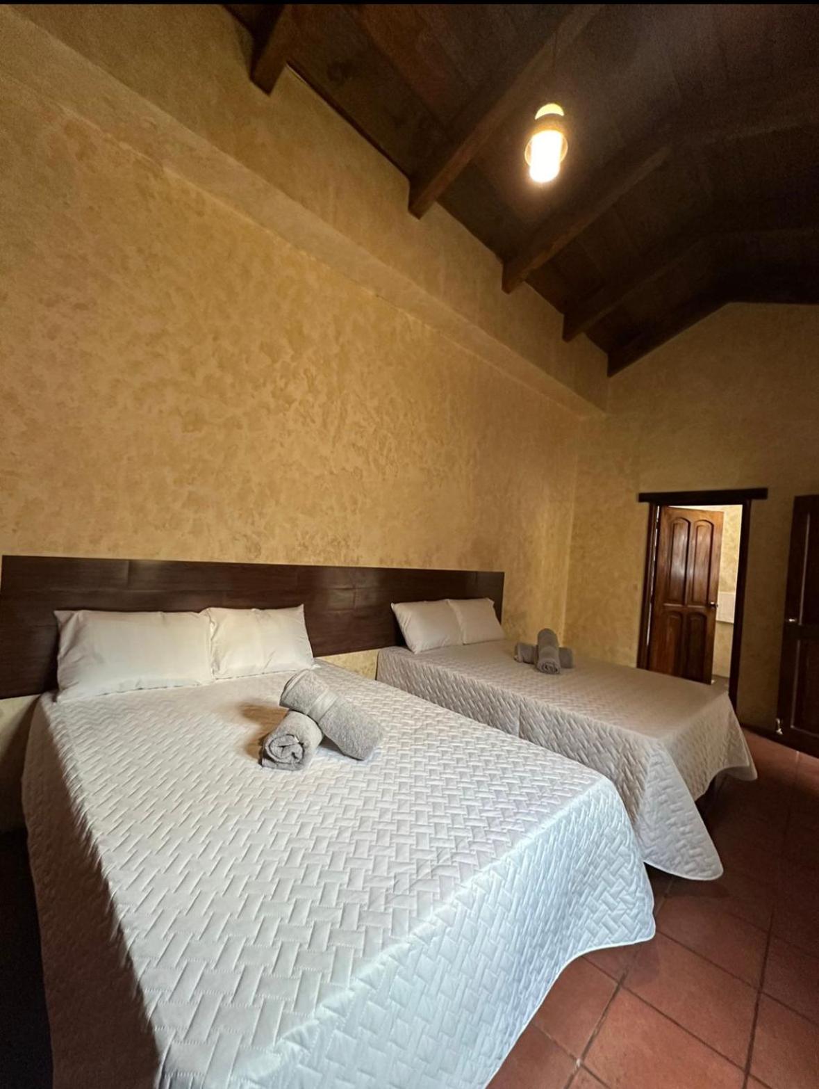 Casa Los Héroes view 2