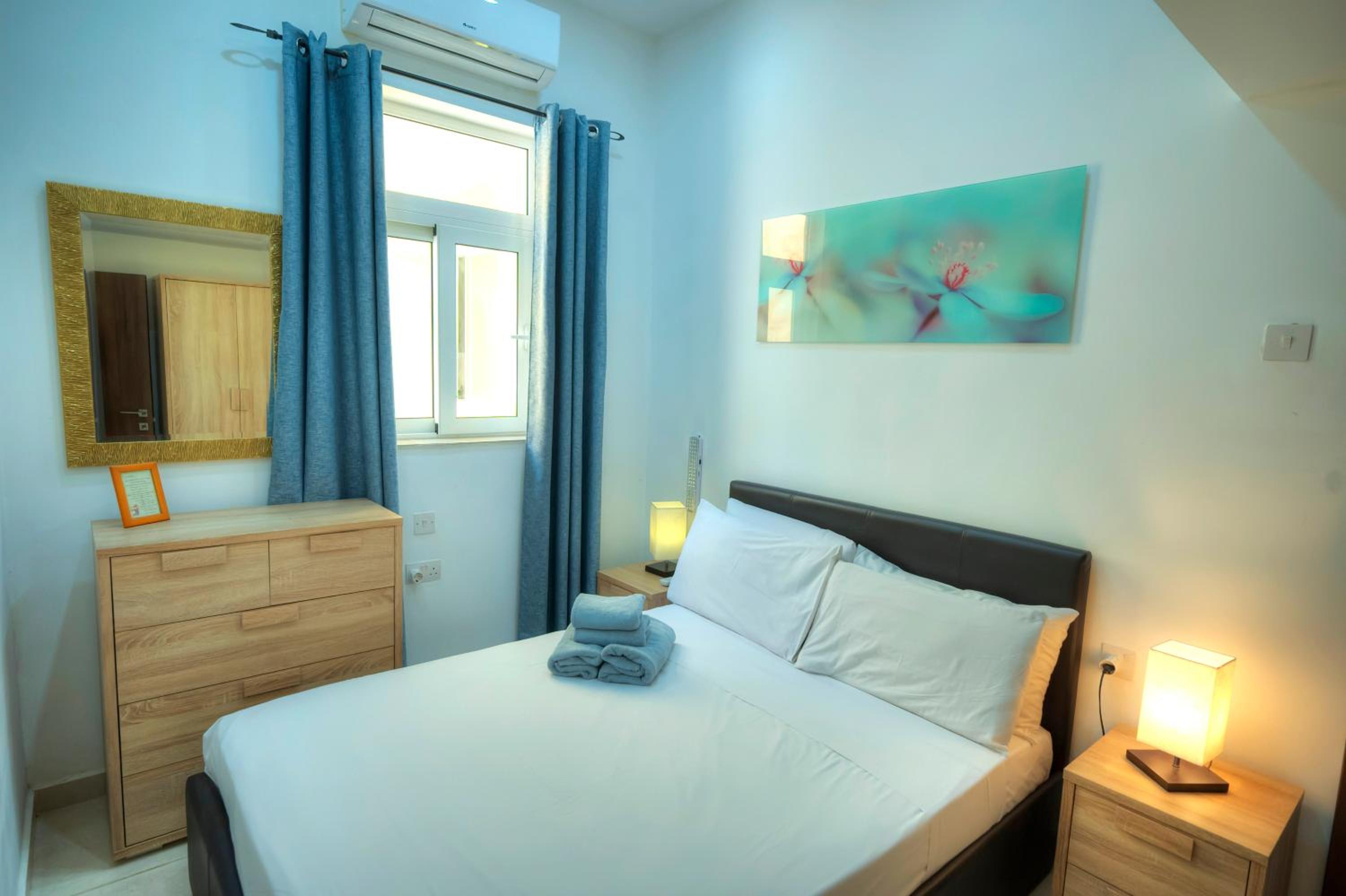 Charming 2 bedroom near Sliema seafront YBON1-1 photo 3