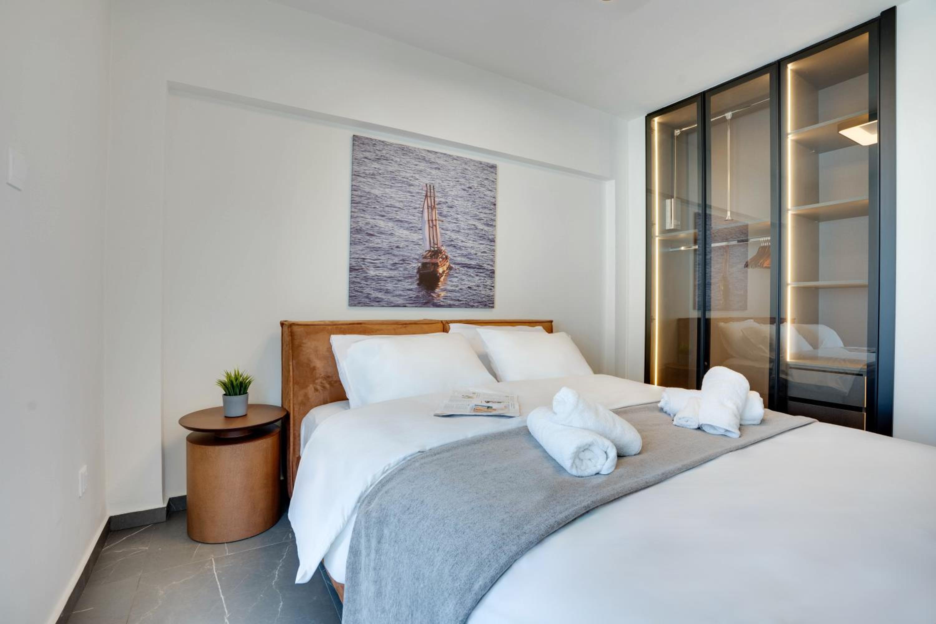 Sea Front Luxury Apartment