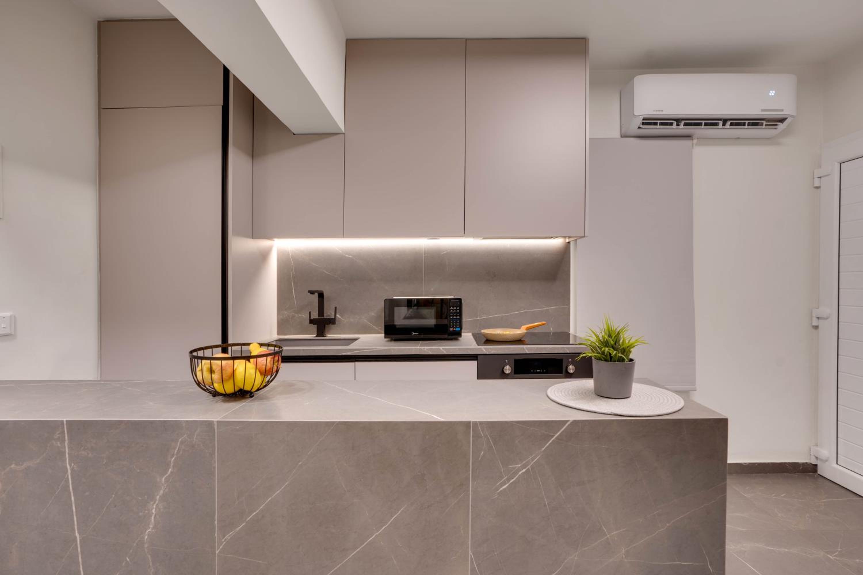 Sea Front Luxury Apartment