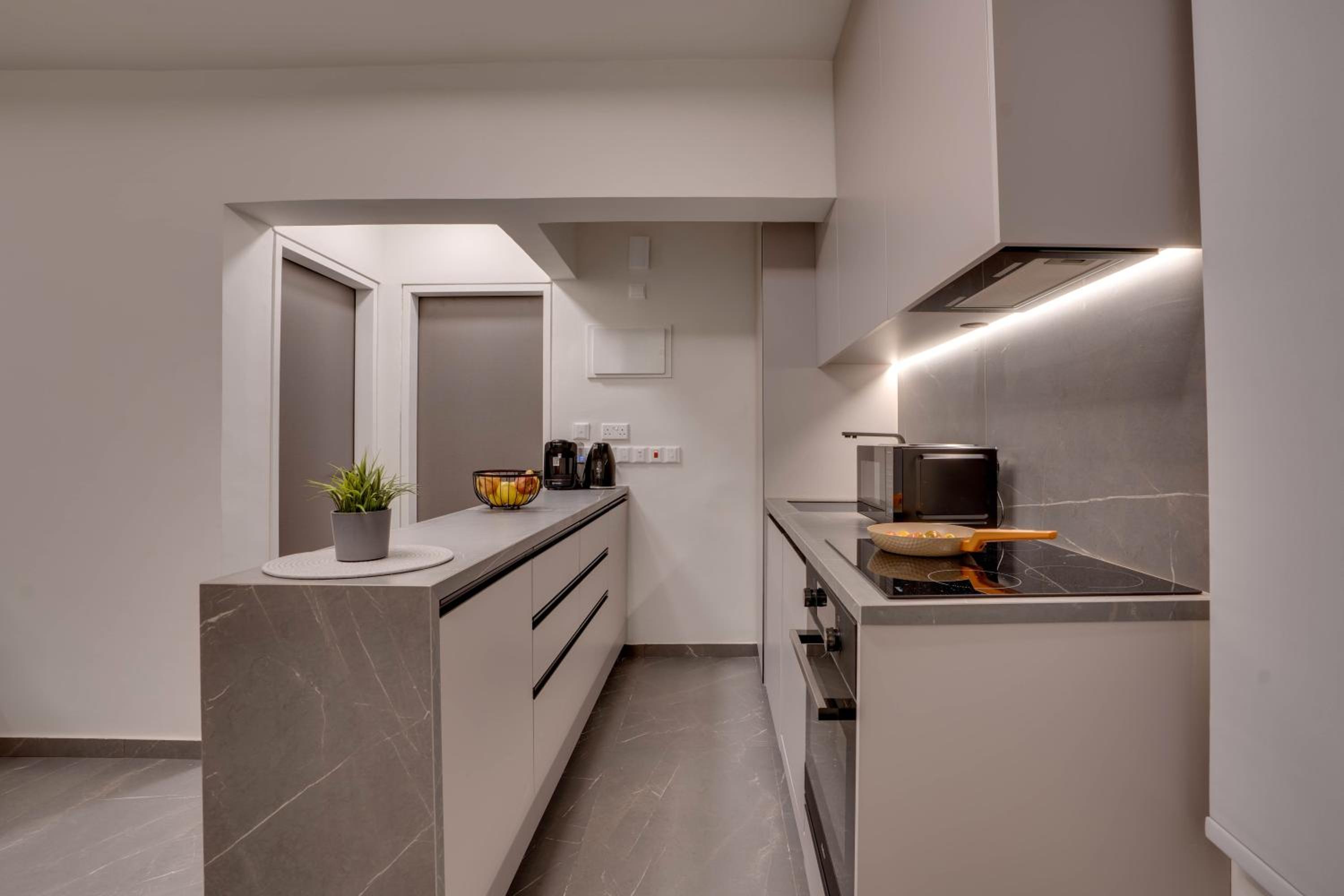 Sea Front Luxury Apartment