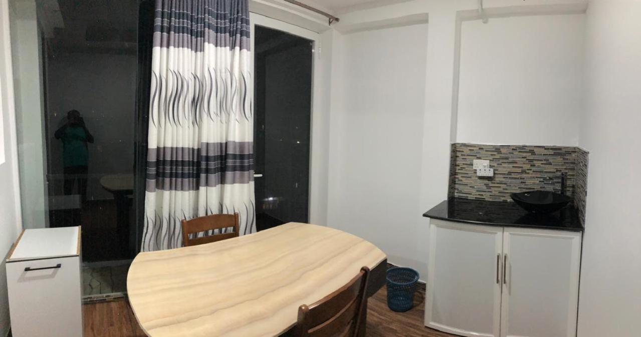 Luxury 1 Bed Room Suite view 4