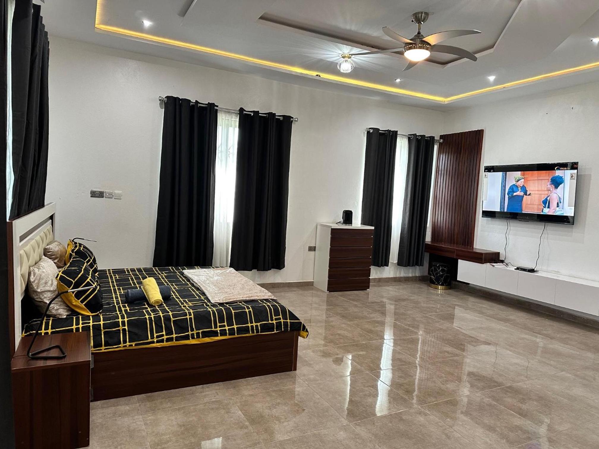Nanani Luxury Villa - Kumasi view 4