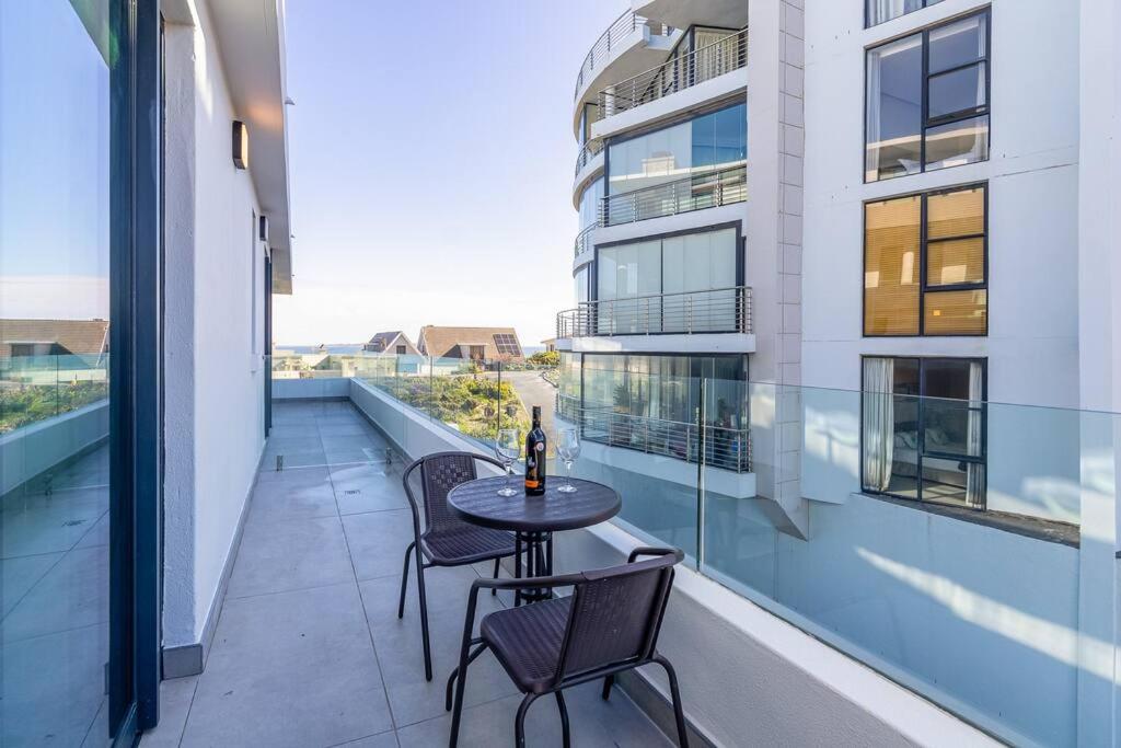 Azul Terraces Studio