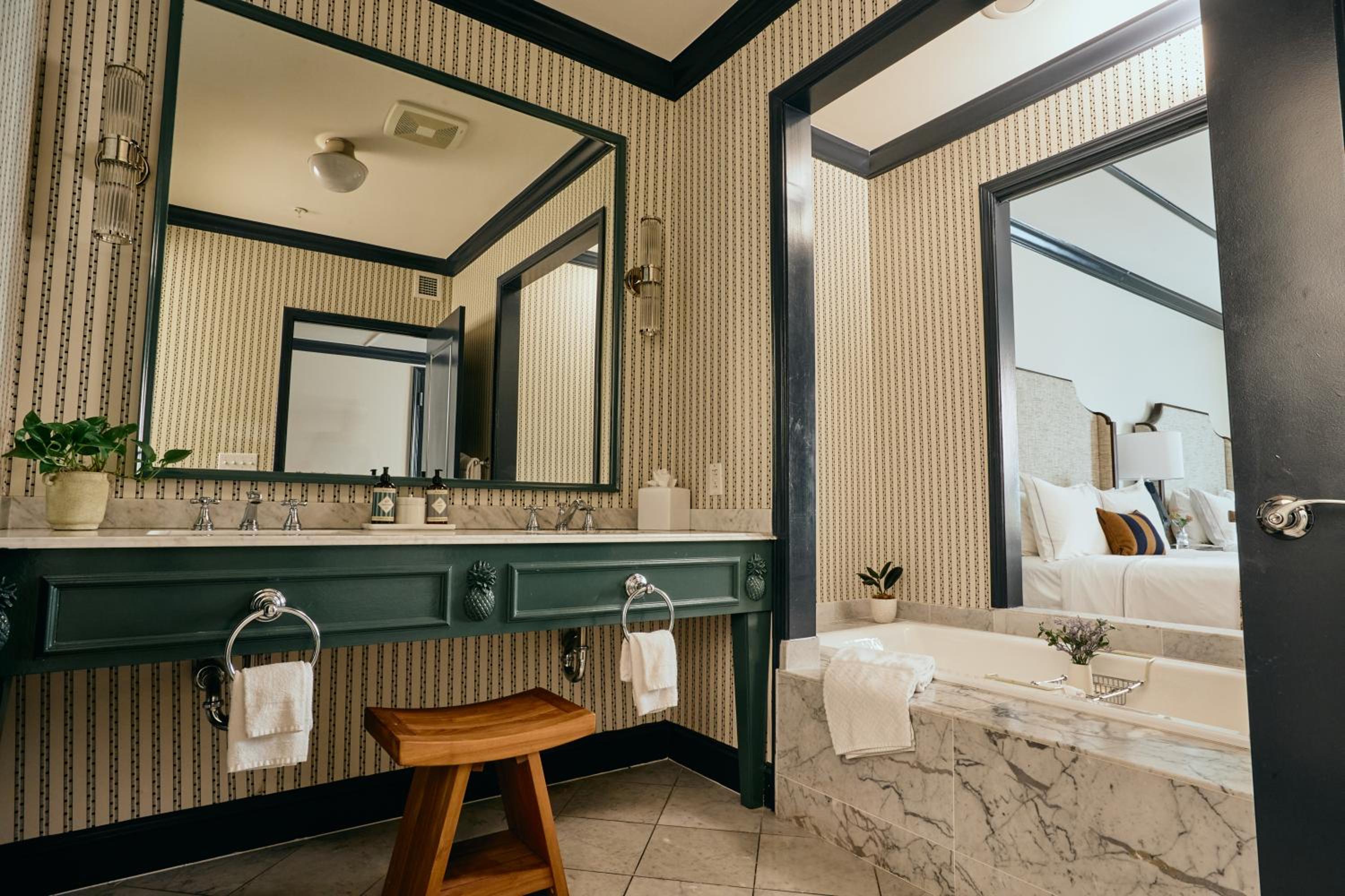 Oxford Vacations - The Oliver, Oxford - Property Image 21