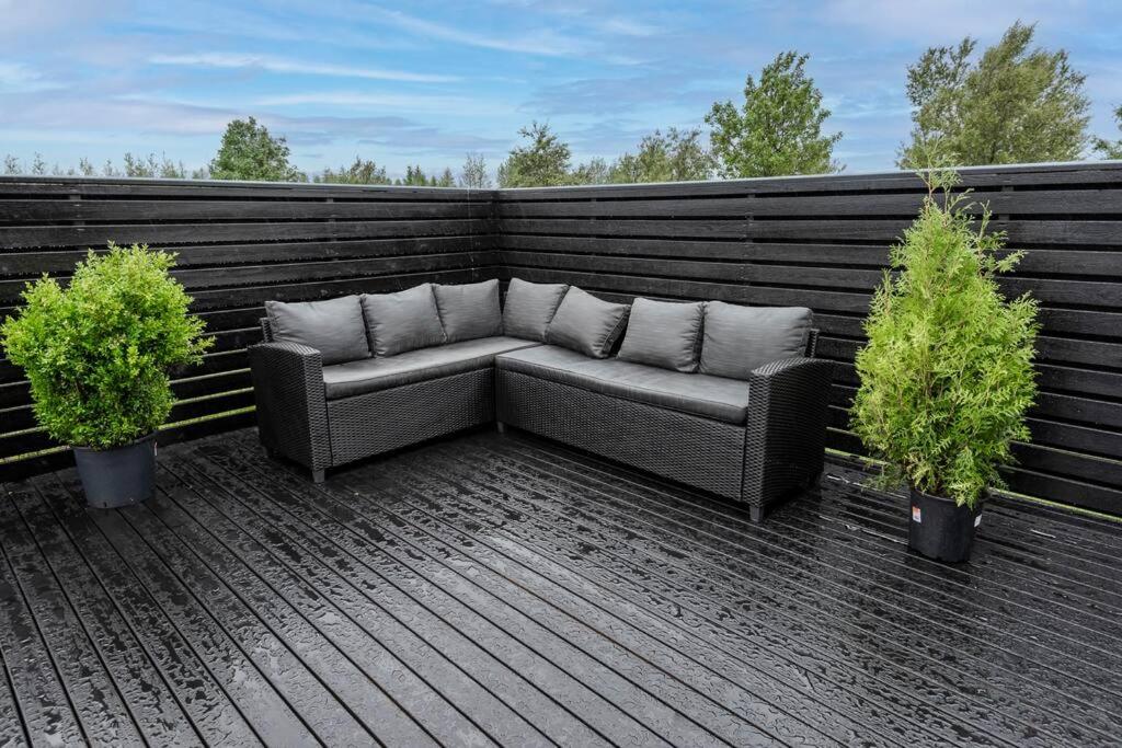 Modern Summerhouse Views Outdoor Spaces Patio view 5