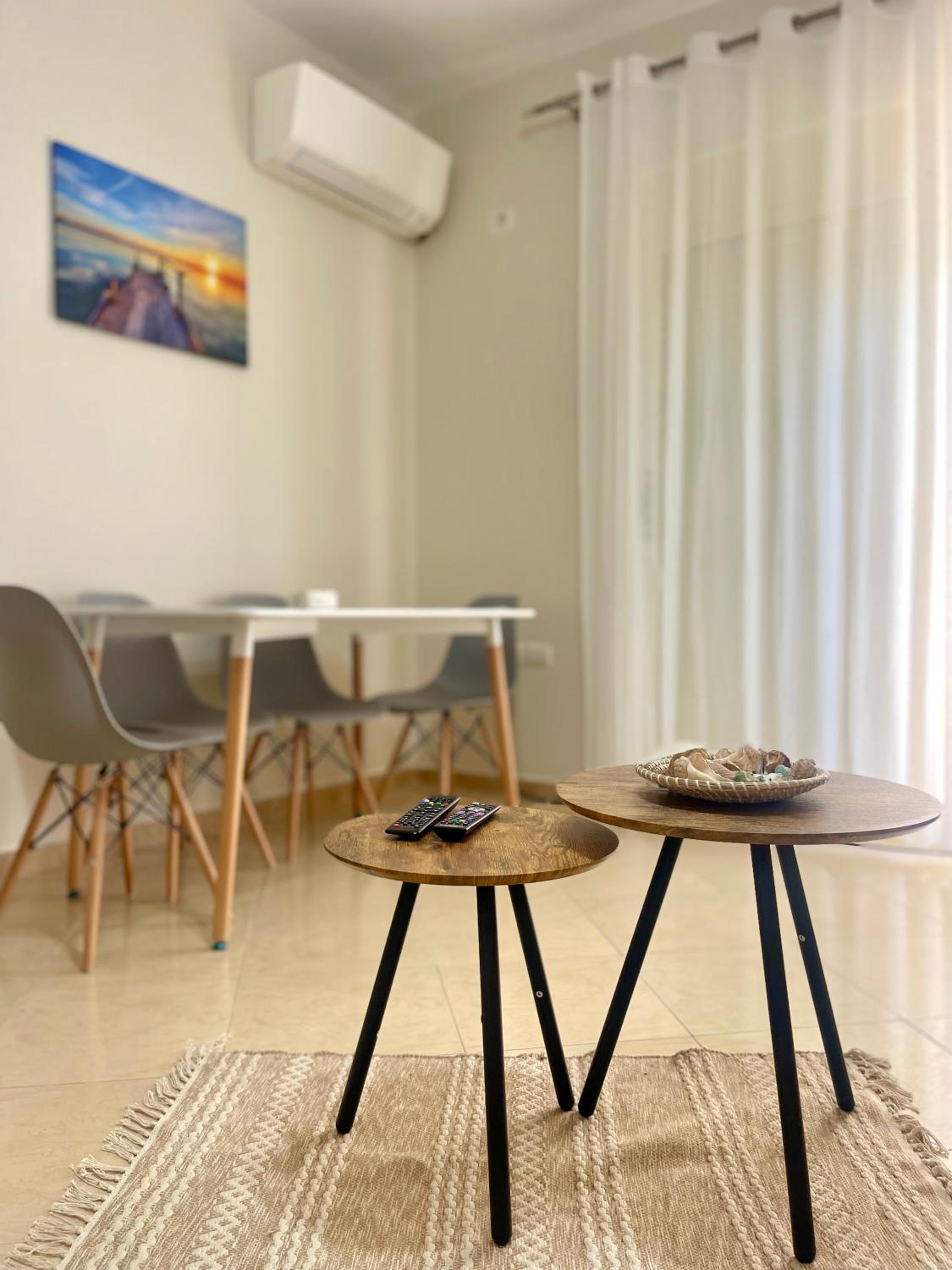 Breeze Home