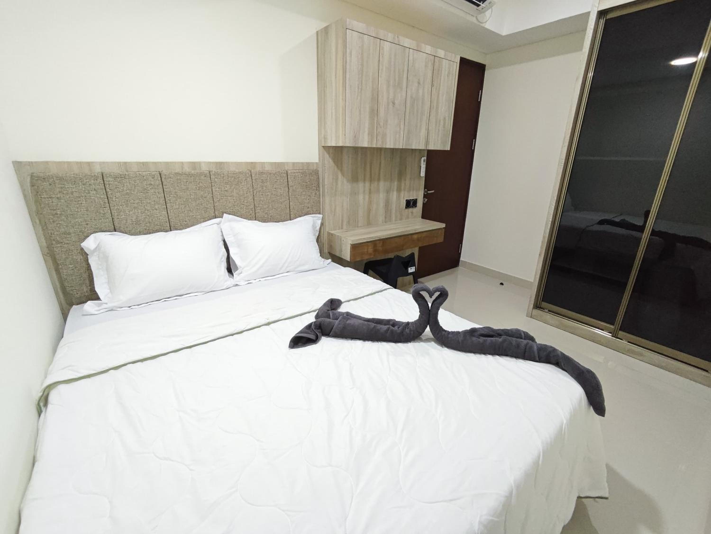 Pollux High Rise Apartments at Batam Center with Netflix by MESA