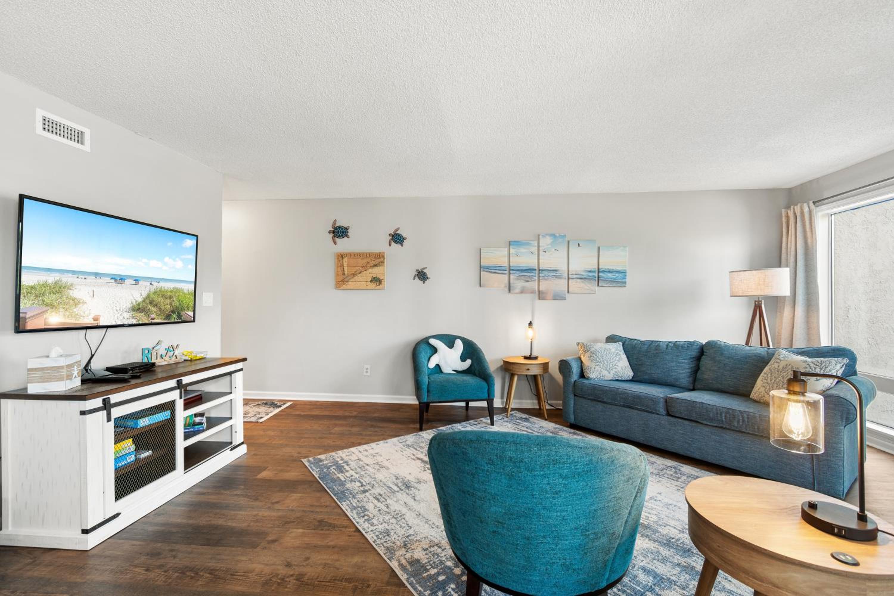 Golf Views – Outdoor pool, 3 Beds, 1 mile 2 Beach by myBeach Vacation Rentals view 4