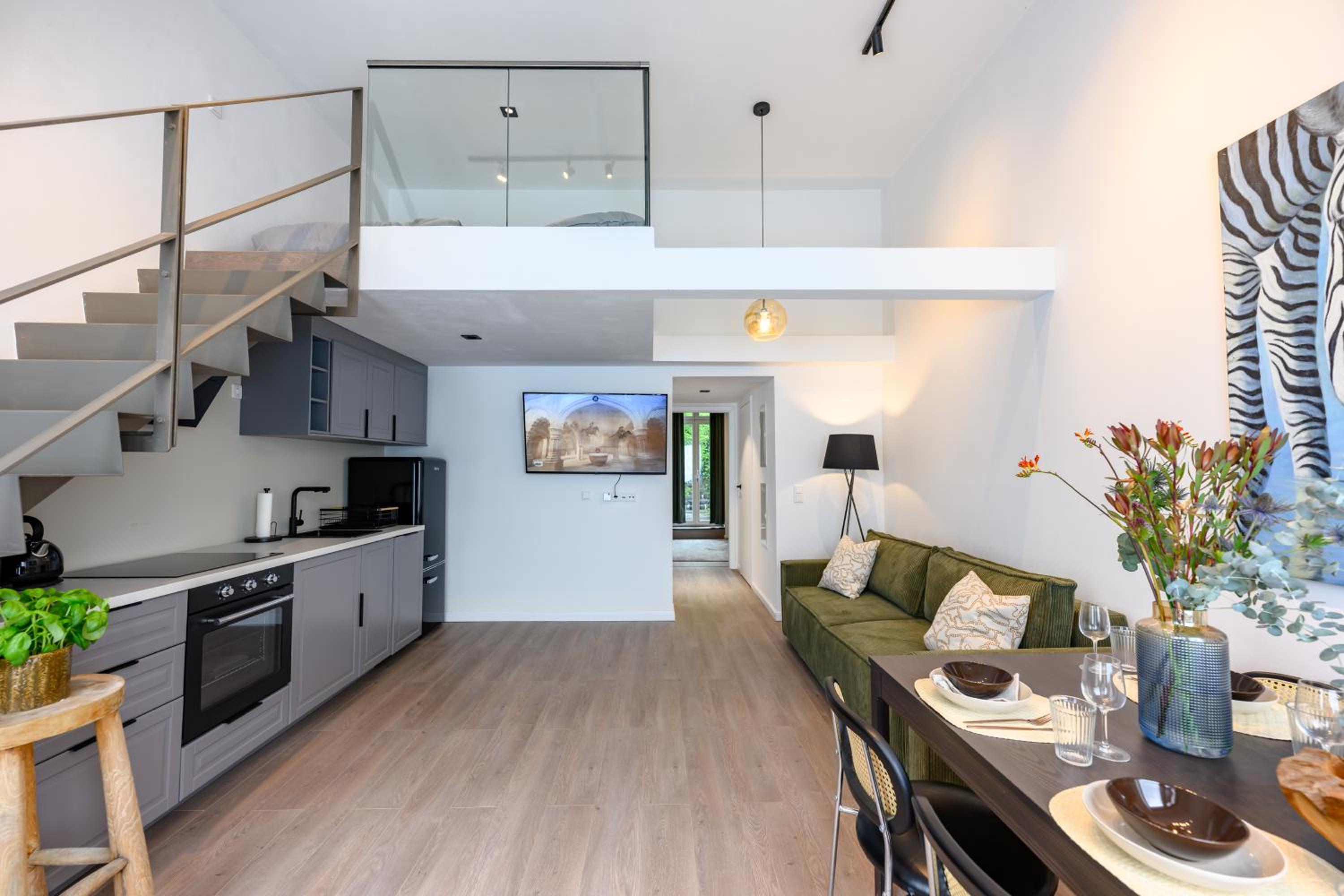 Cozy Lofts Next To Berliner Wall