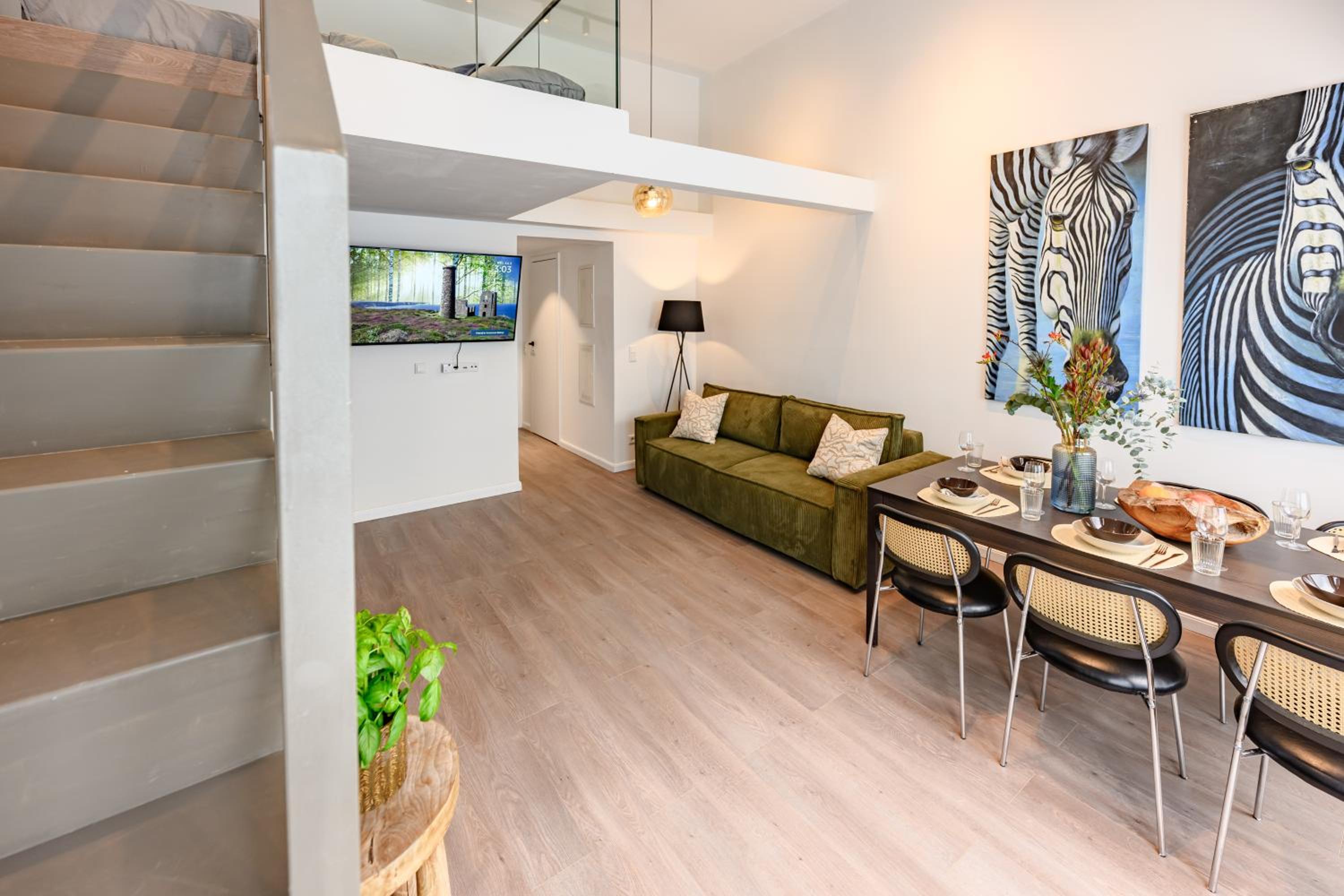 Cozy Lofts Next To Berliner Wall