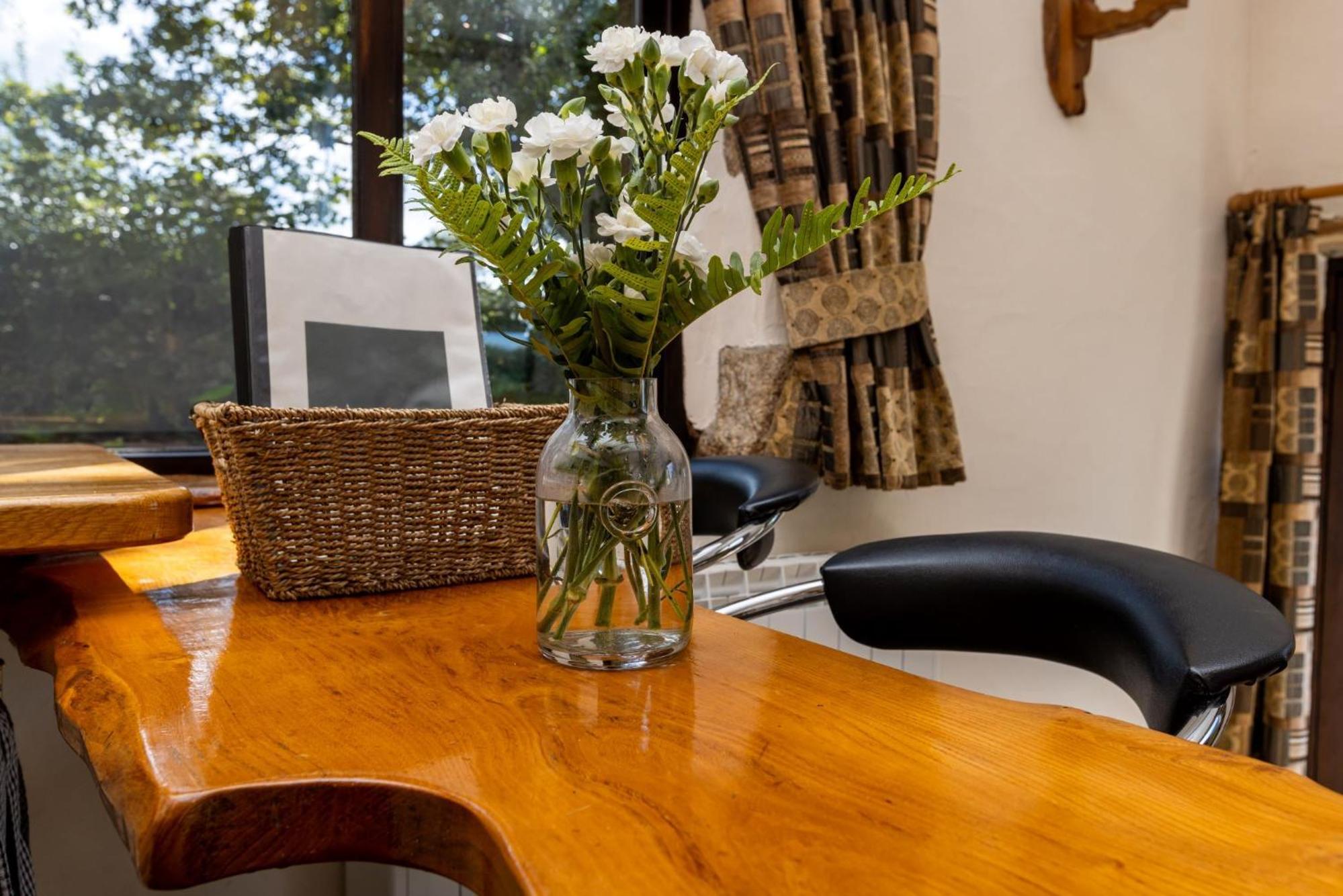 Nuthatch by Together Travel - Luxury Cornish Countryside Retreat