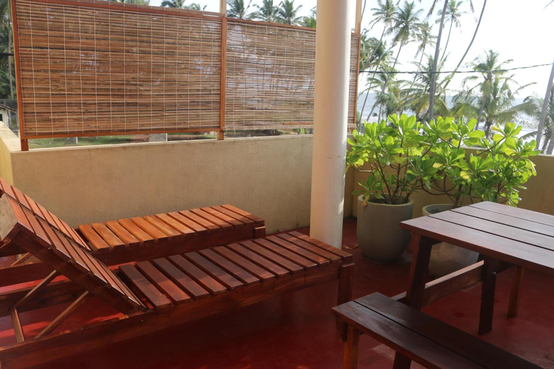 Dinuli Home Stay view 4