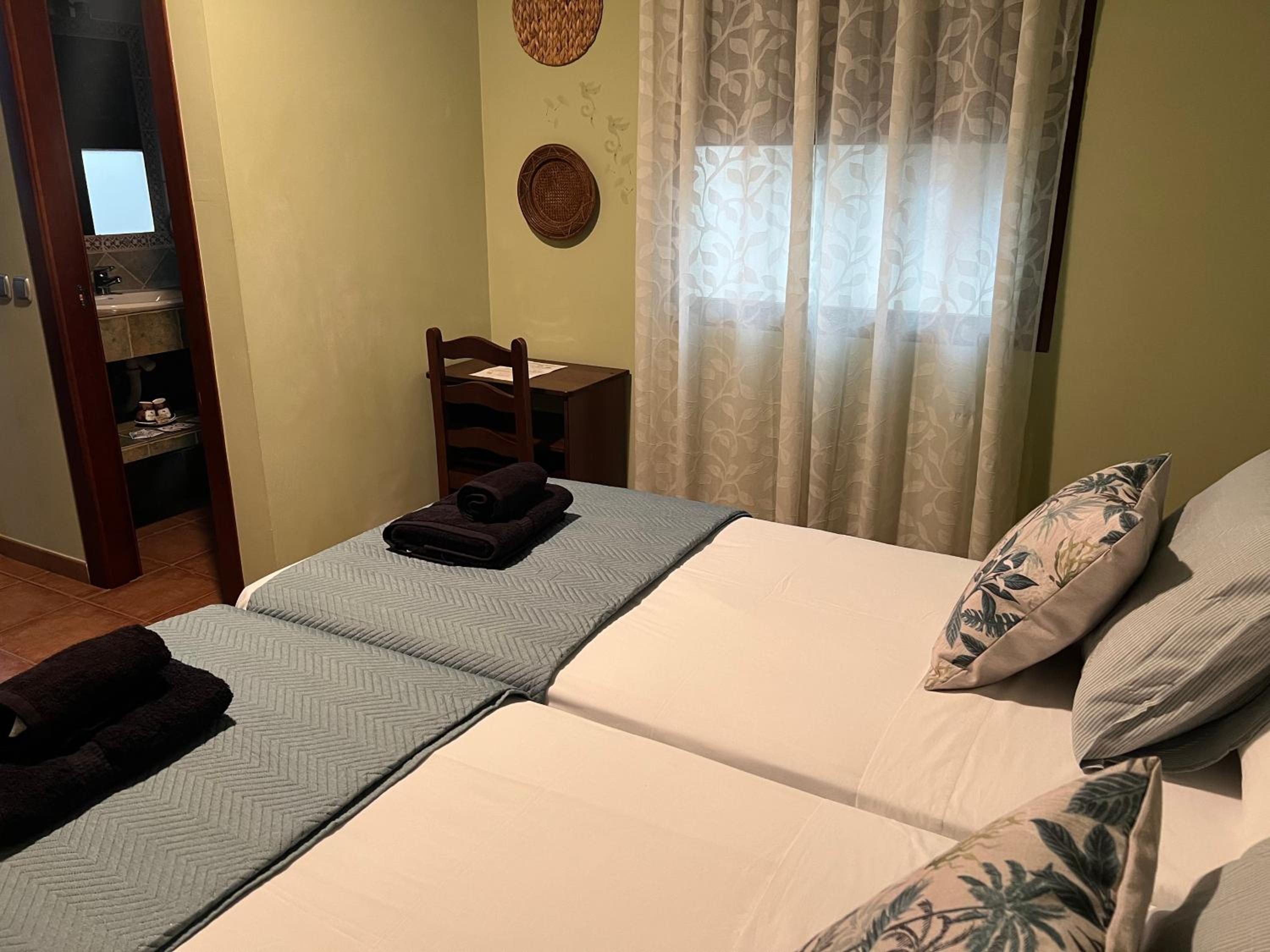 HOSTAL TREVELEZ