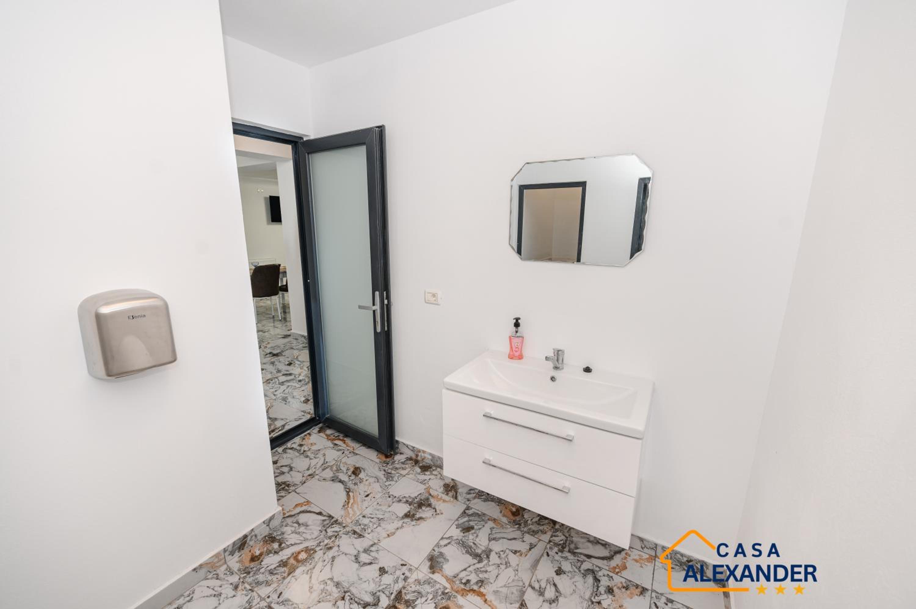 Casa Alexander view 2