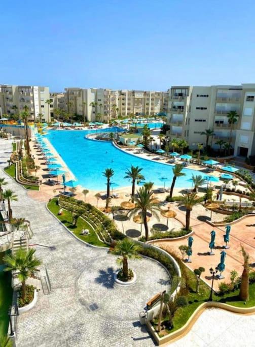 Lovely 2 Bedroom Appartment with private pool
