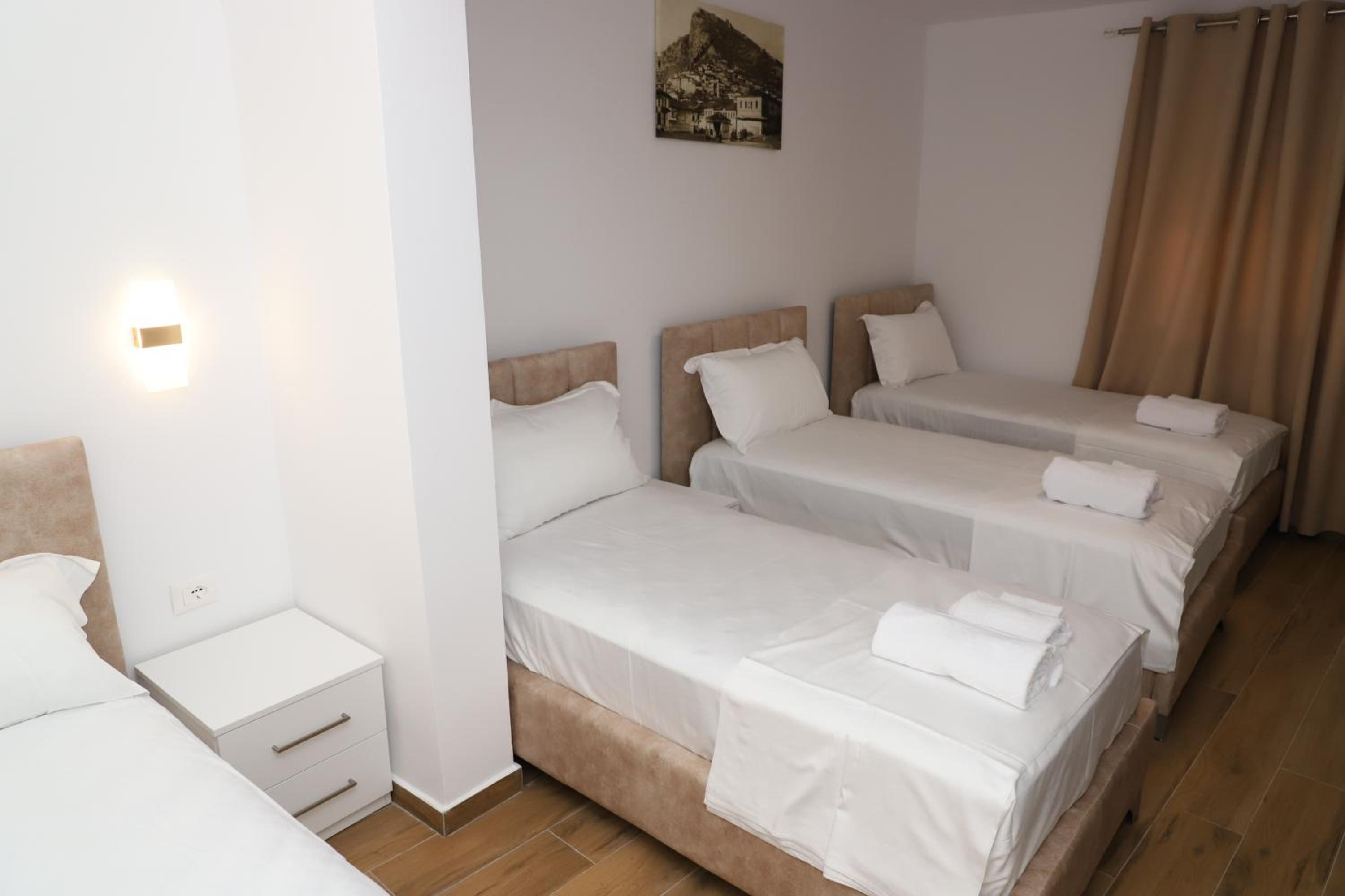 Guest House ESANBJA