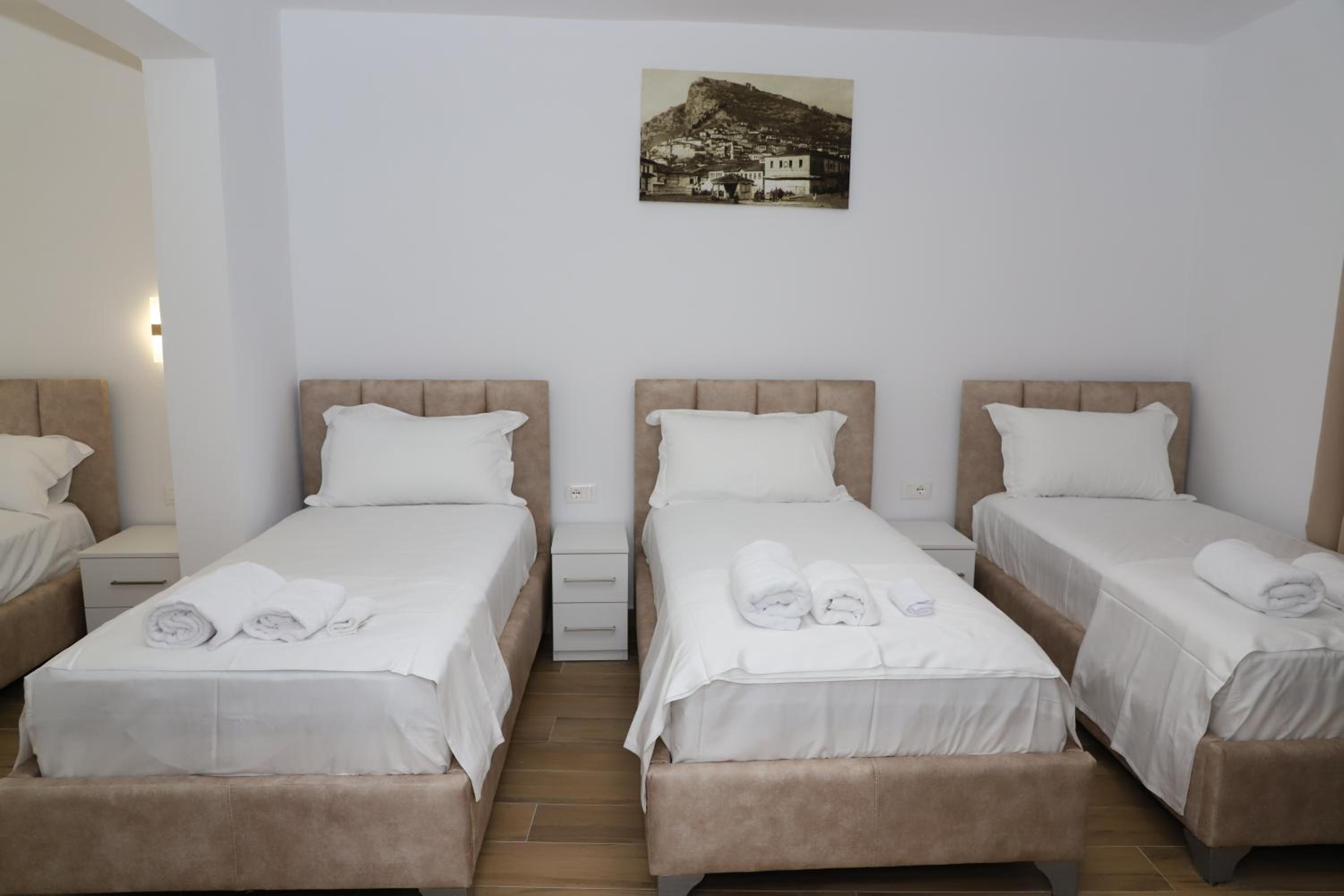 Guest House ESANBJA