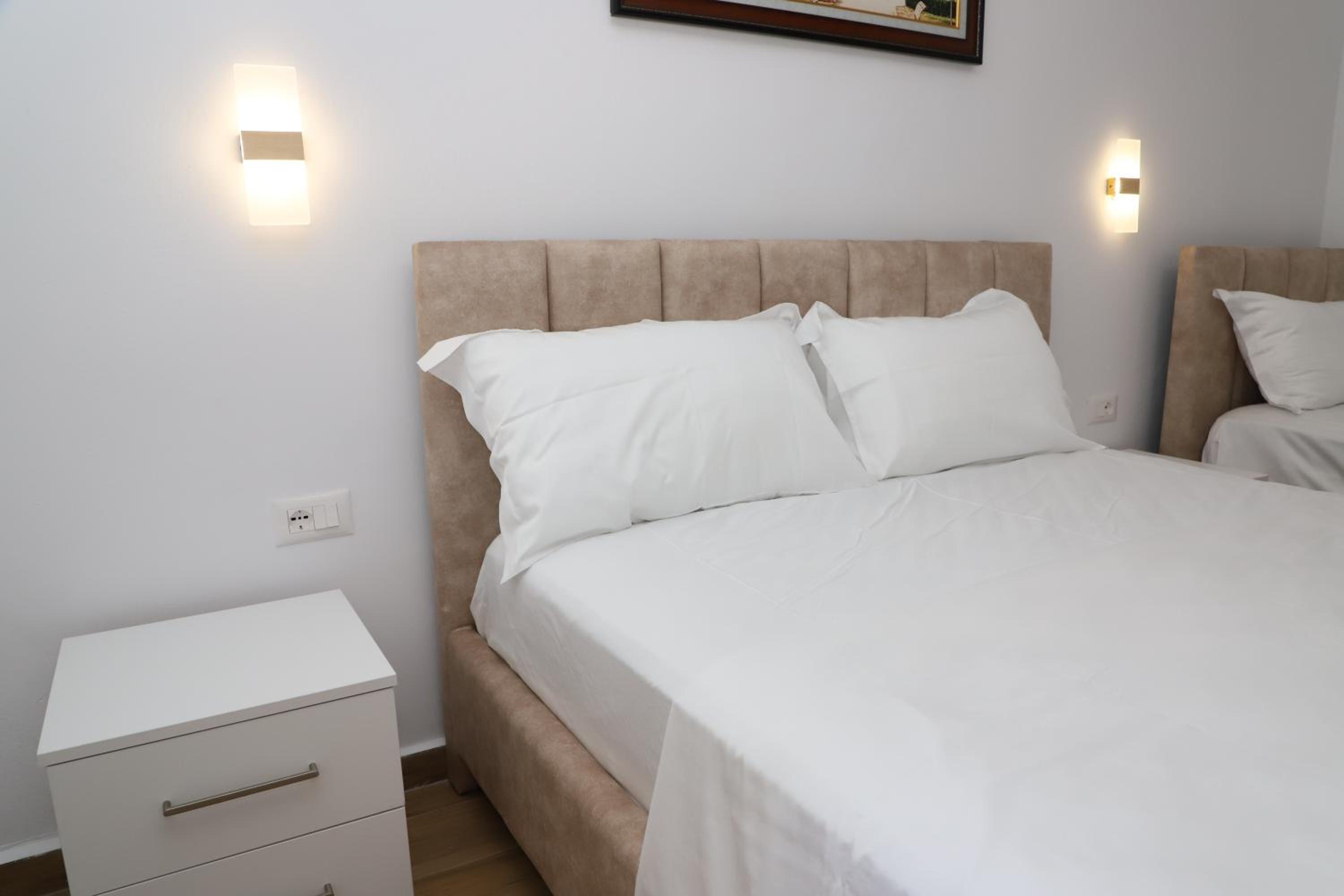 Guest House ESANBJA