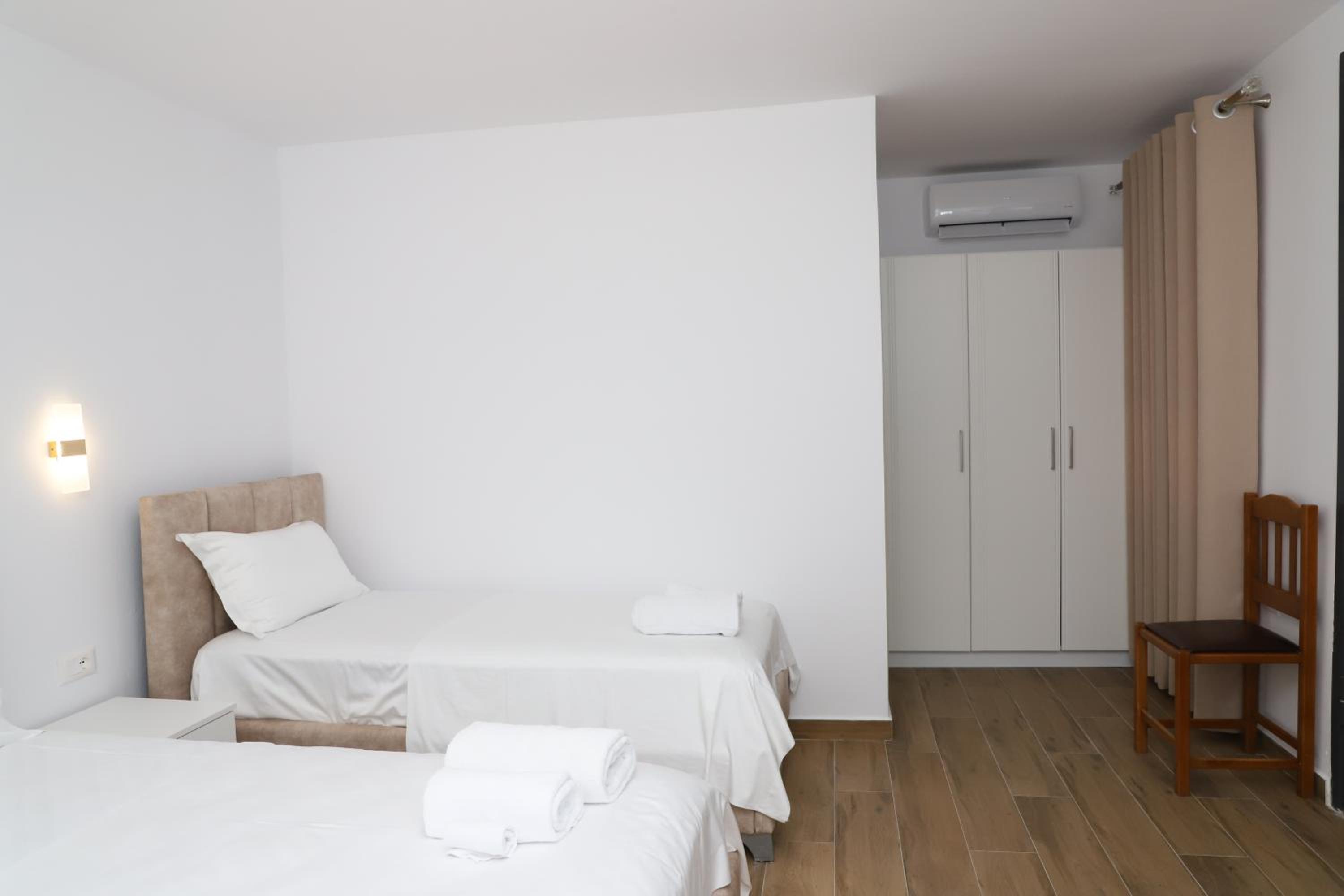 Guest House ESANBJA