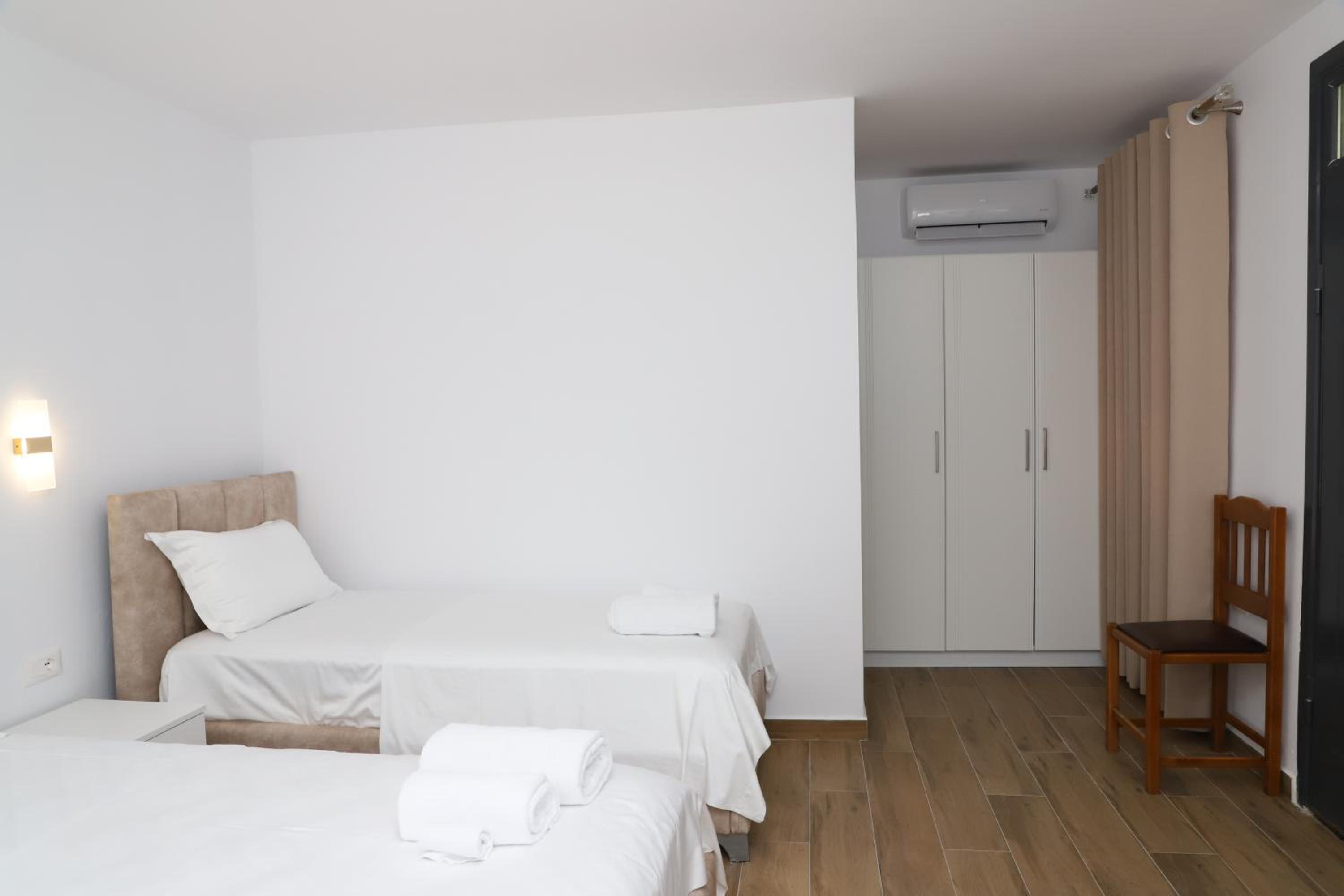 Guest House ESANBJA