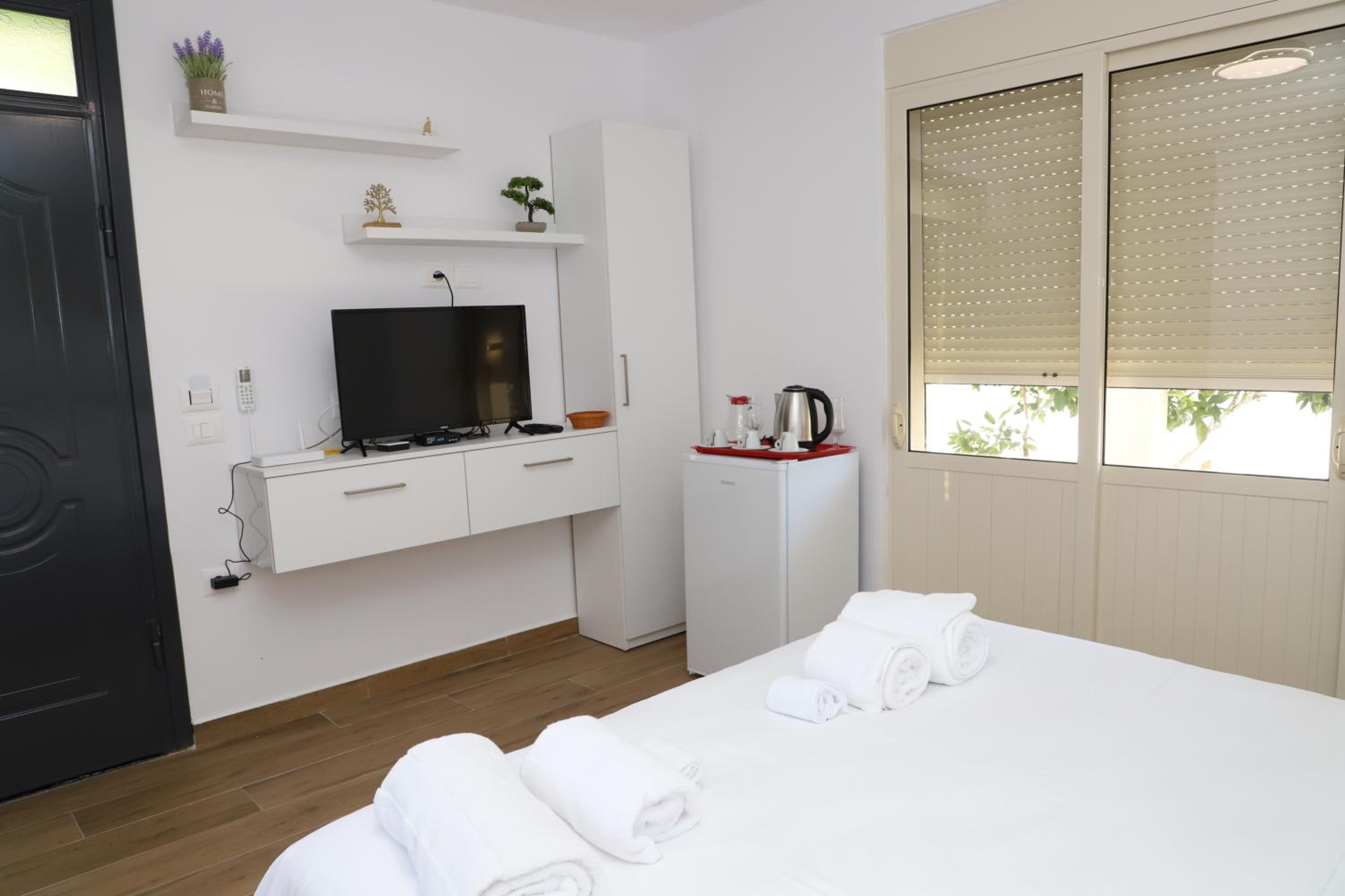 Guest House ESANBJA