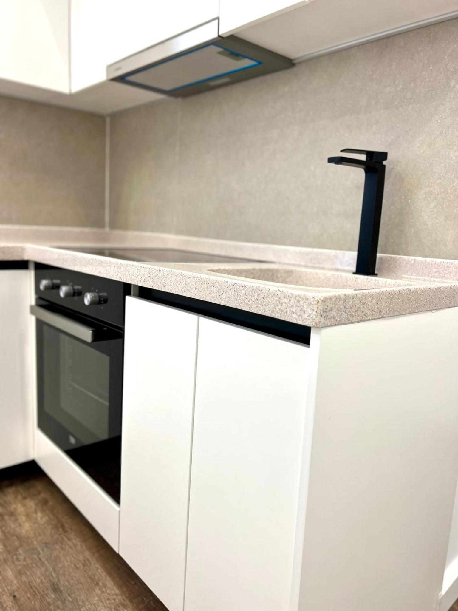 HRS luxury apartments 102