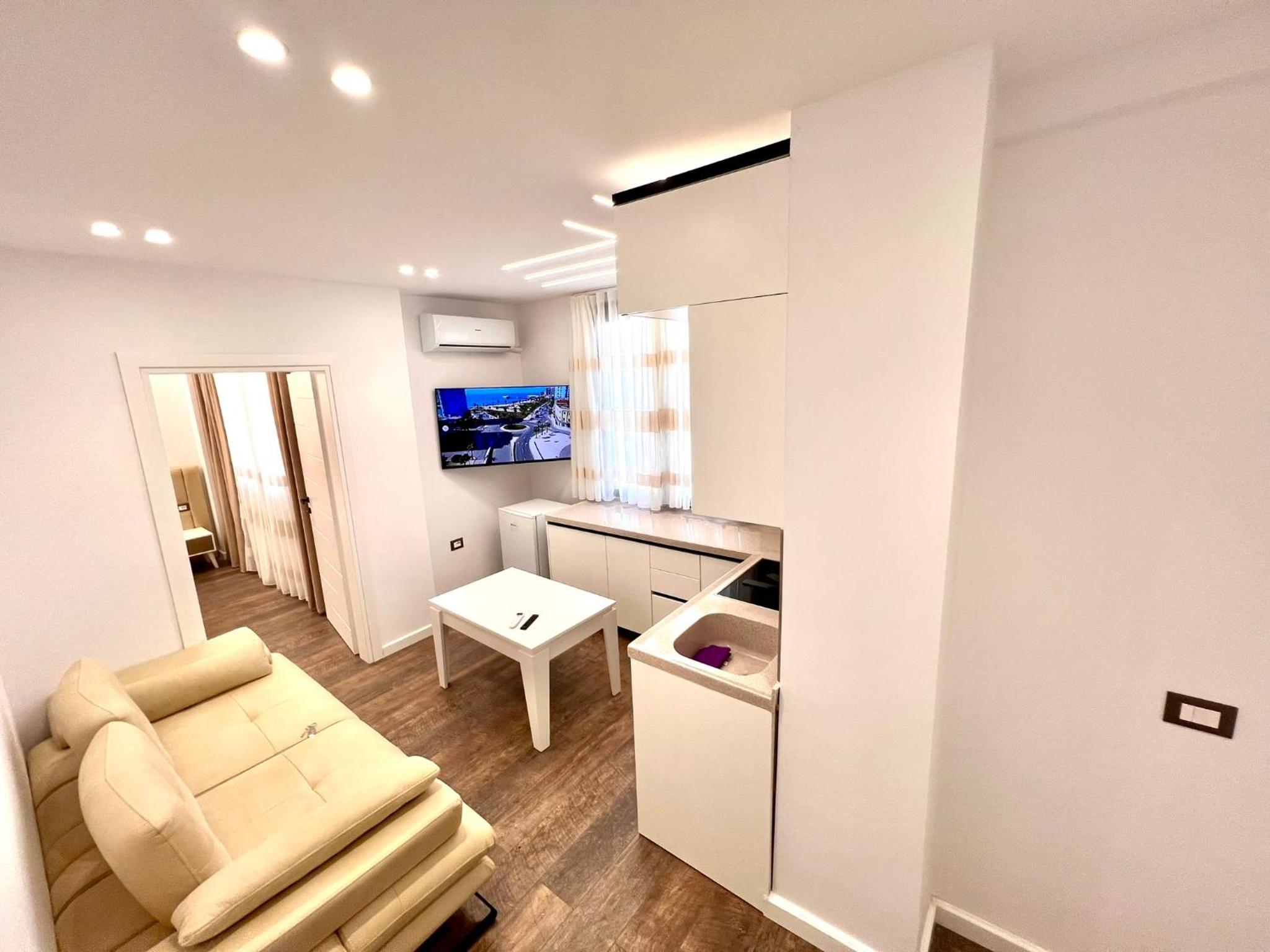 HRS luxury apartments 102