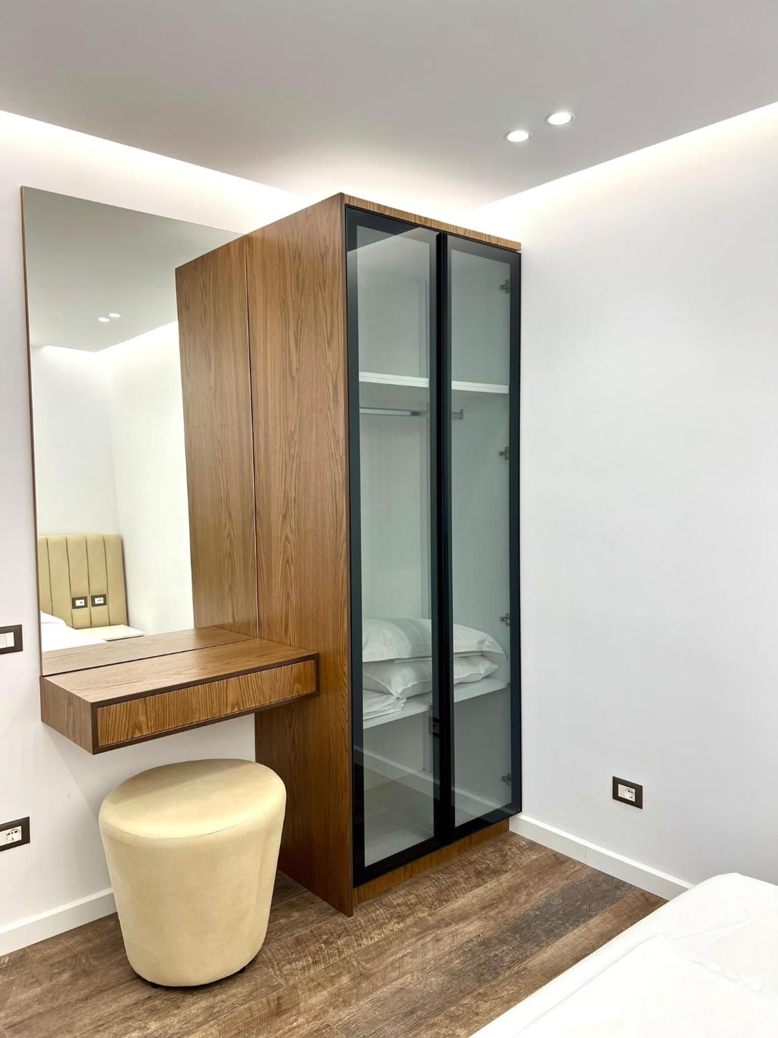 HRS luxury apartments 102